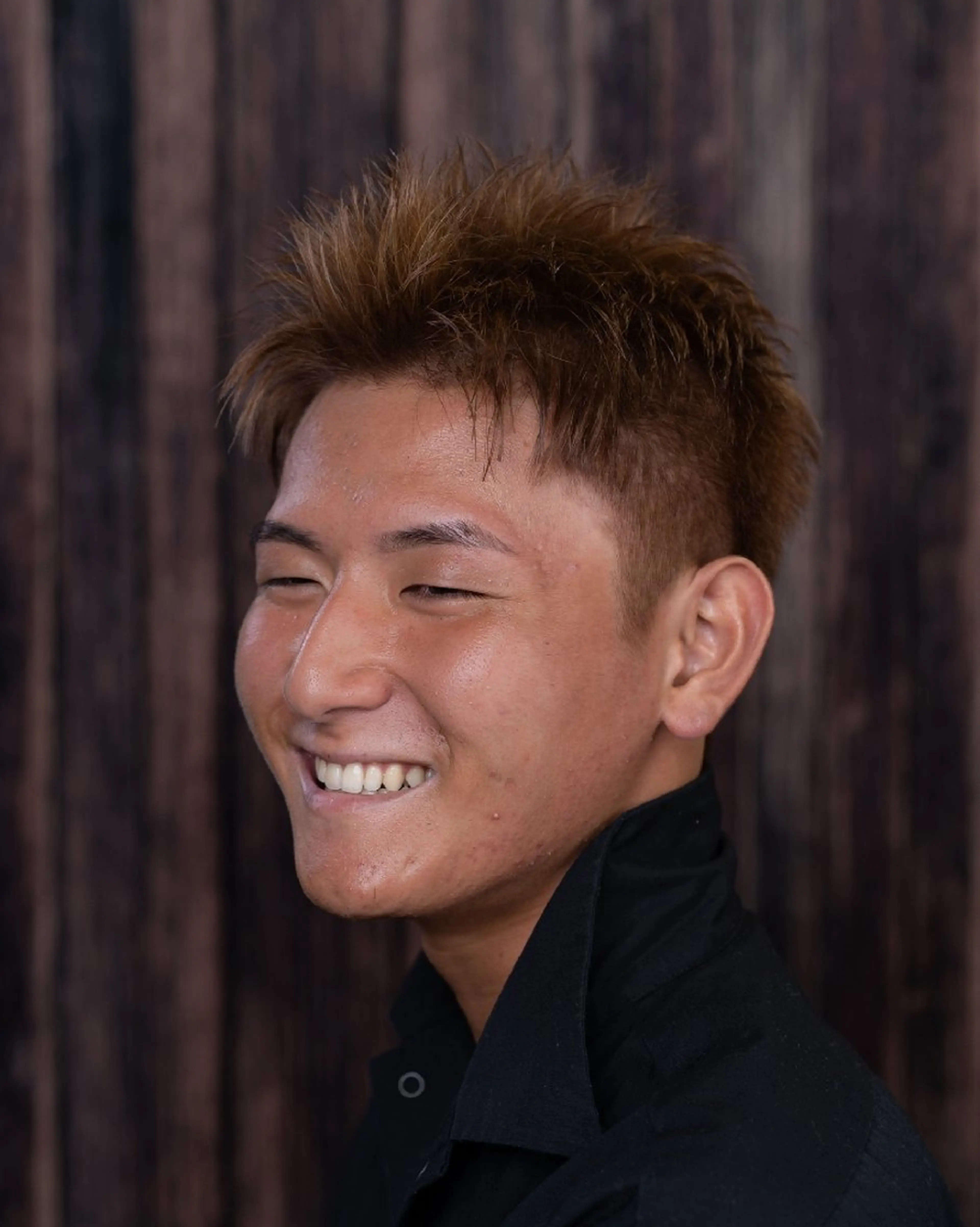 ショート カラー 松尾 泰伸のヘアスタイル