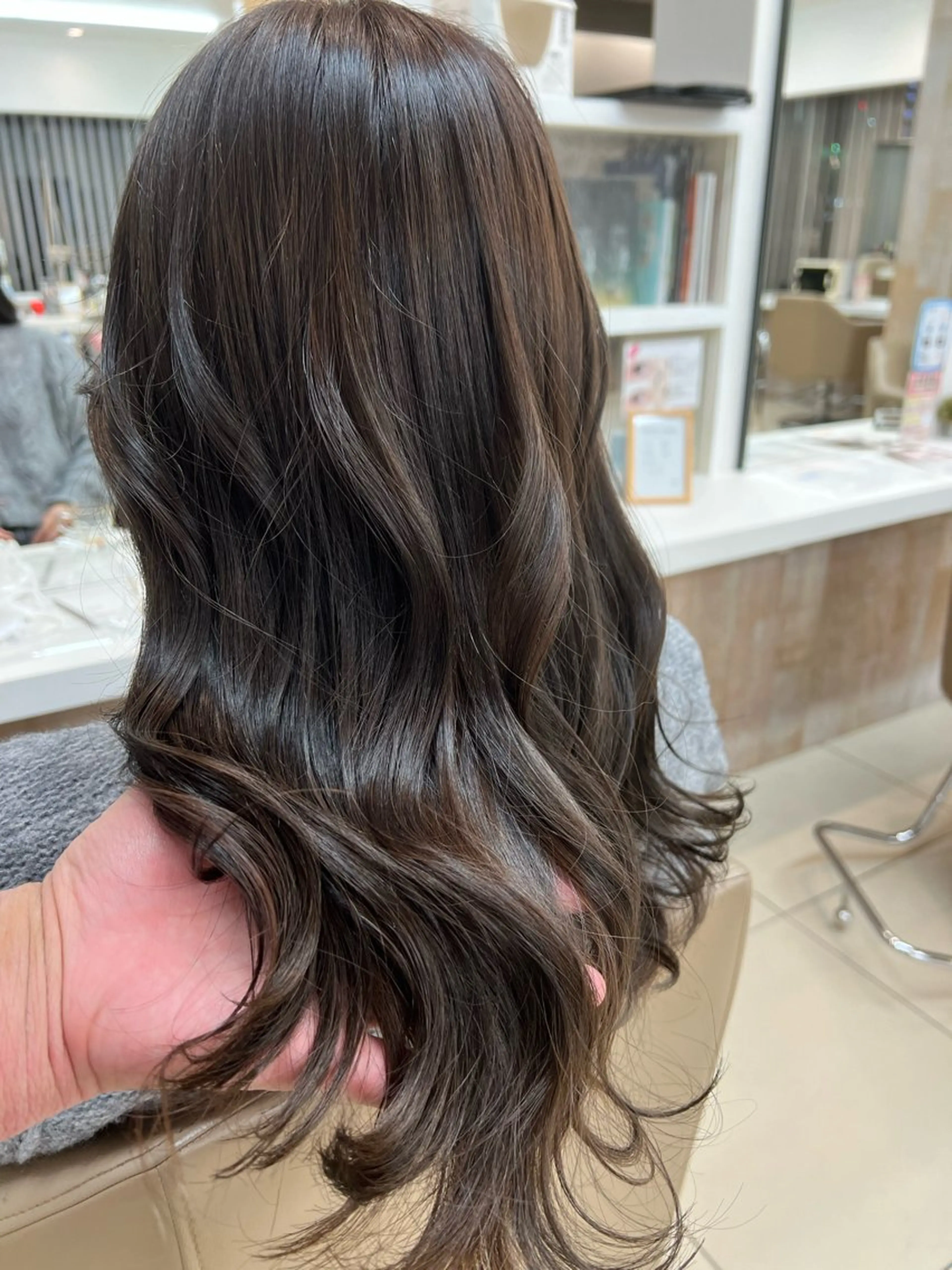 カラー ブラウンカラー 髪質改善／透明感 NAKAIEのヘアスタイル