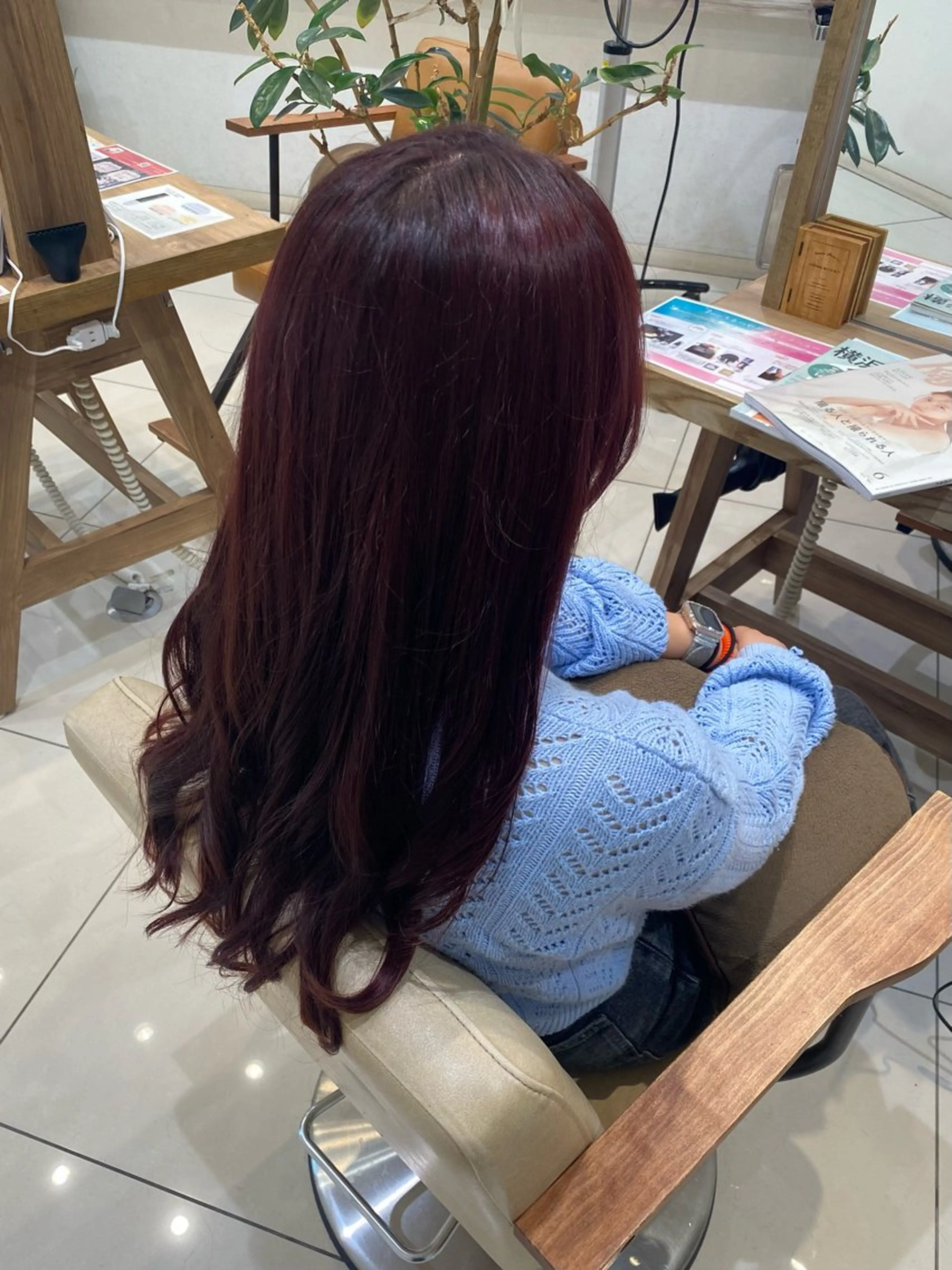 セミロング LiNA🍃 野原真利菜のヘアスタイル