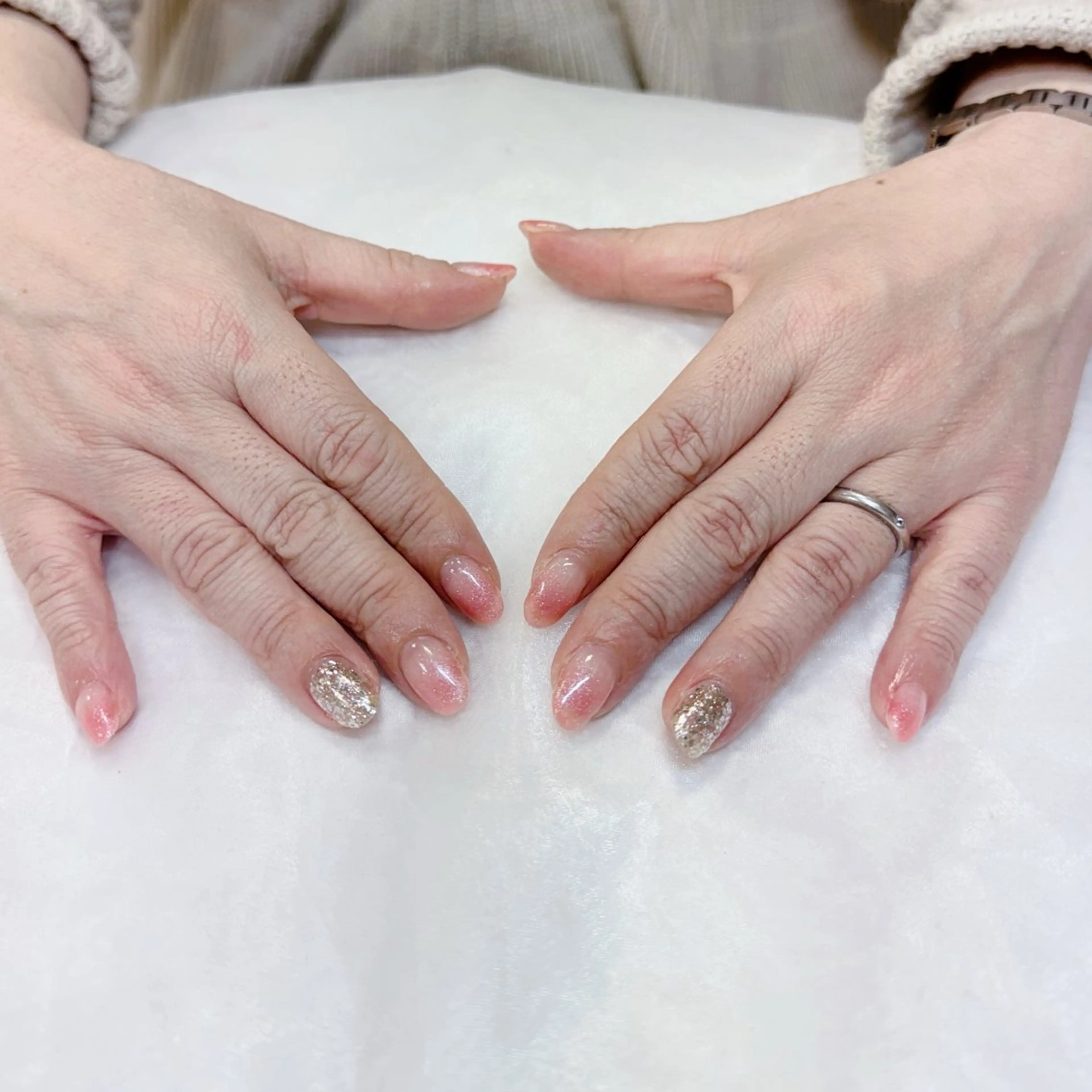 ネイル グラデーション キラキラネイル ラメ(グリッター) ラメグラデーション 春ネイル maruyasu. yのネイルデザイン