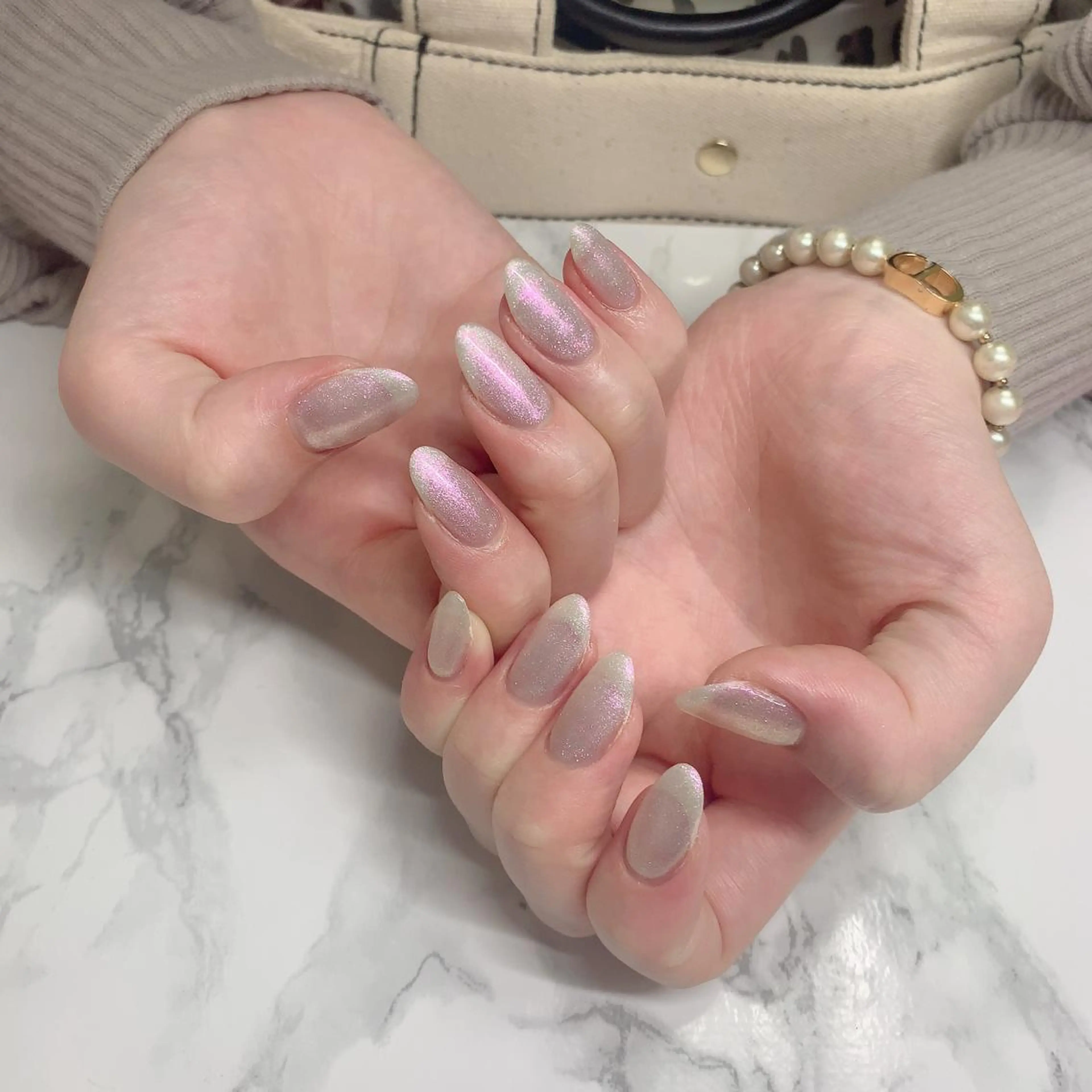 ネイル はな💎ネイル ワンホン、長さ出しのネイルデザイン