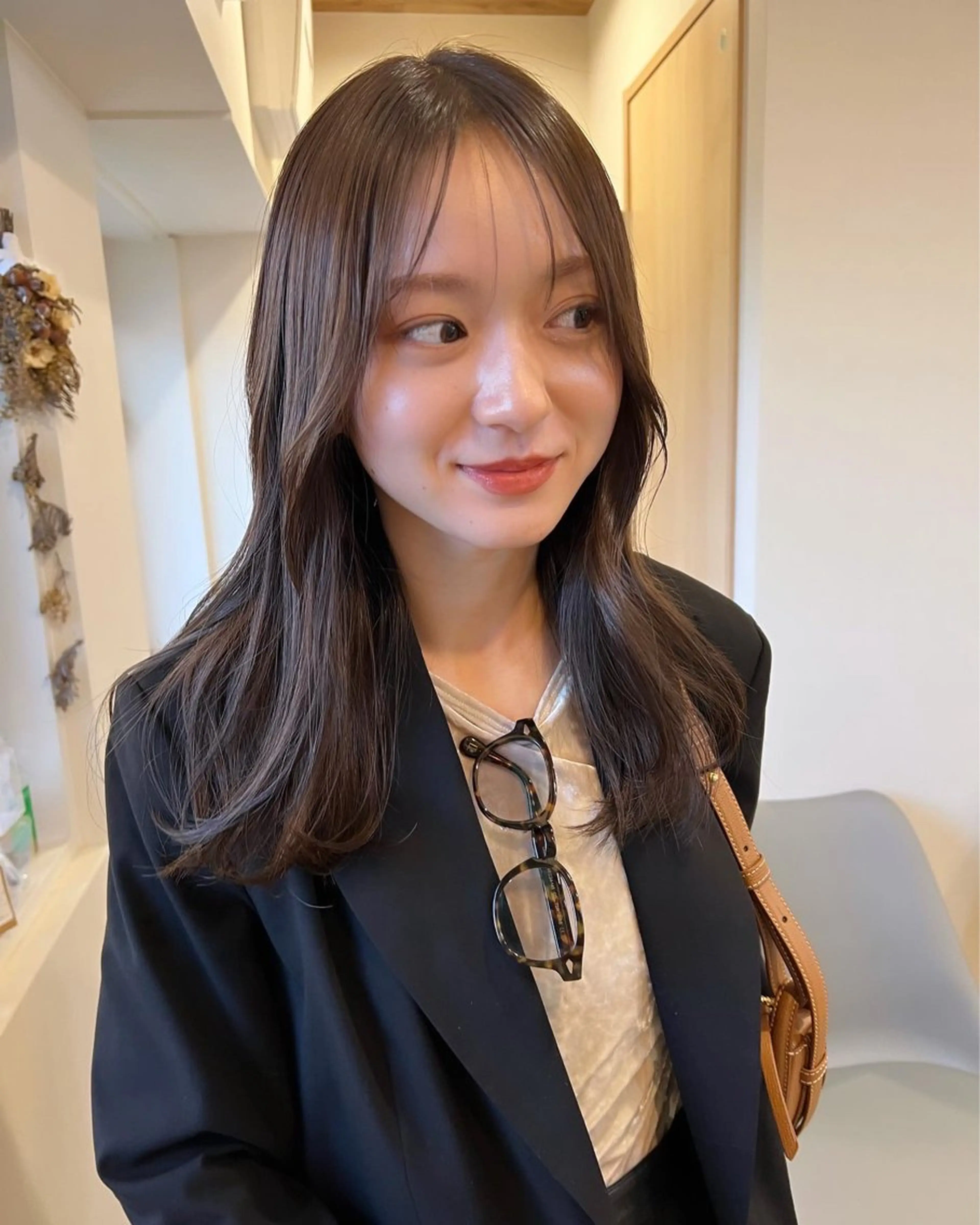 ロング カラー グレージュ ラベンダーカラー ラベンダーグレージュ ラベンダーグレー カット ヘアカラー トリートメント トレンドと似合わせ/ マンツーマン/西上楓のヘアスタイル