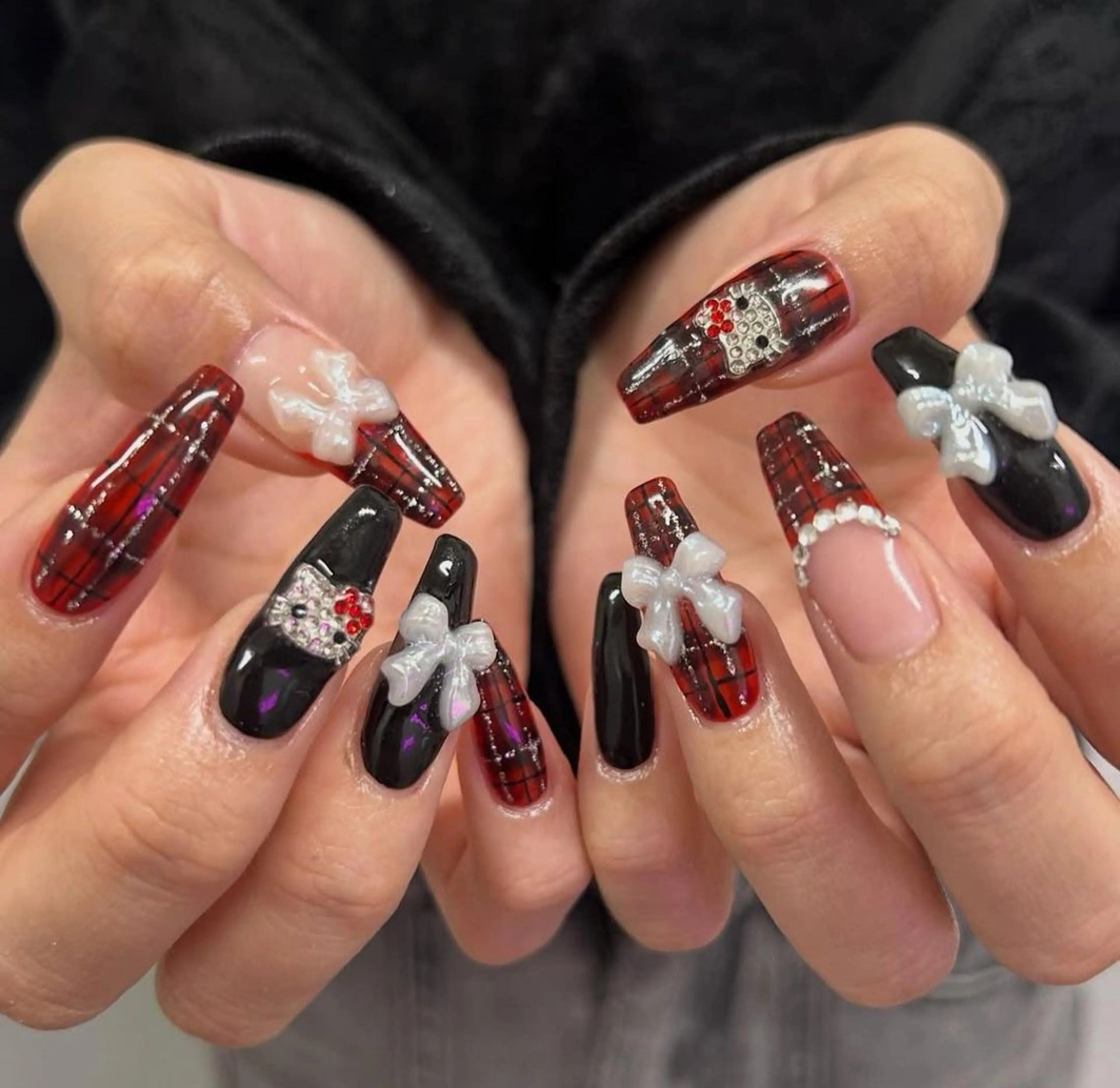 ネイル チークネイル クリアネイル ガーリー キラキラネイル 韓国ネイル Ume Nail Studioのネイルデザイン