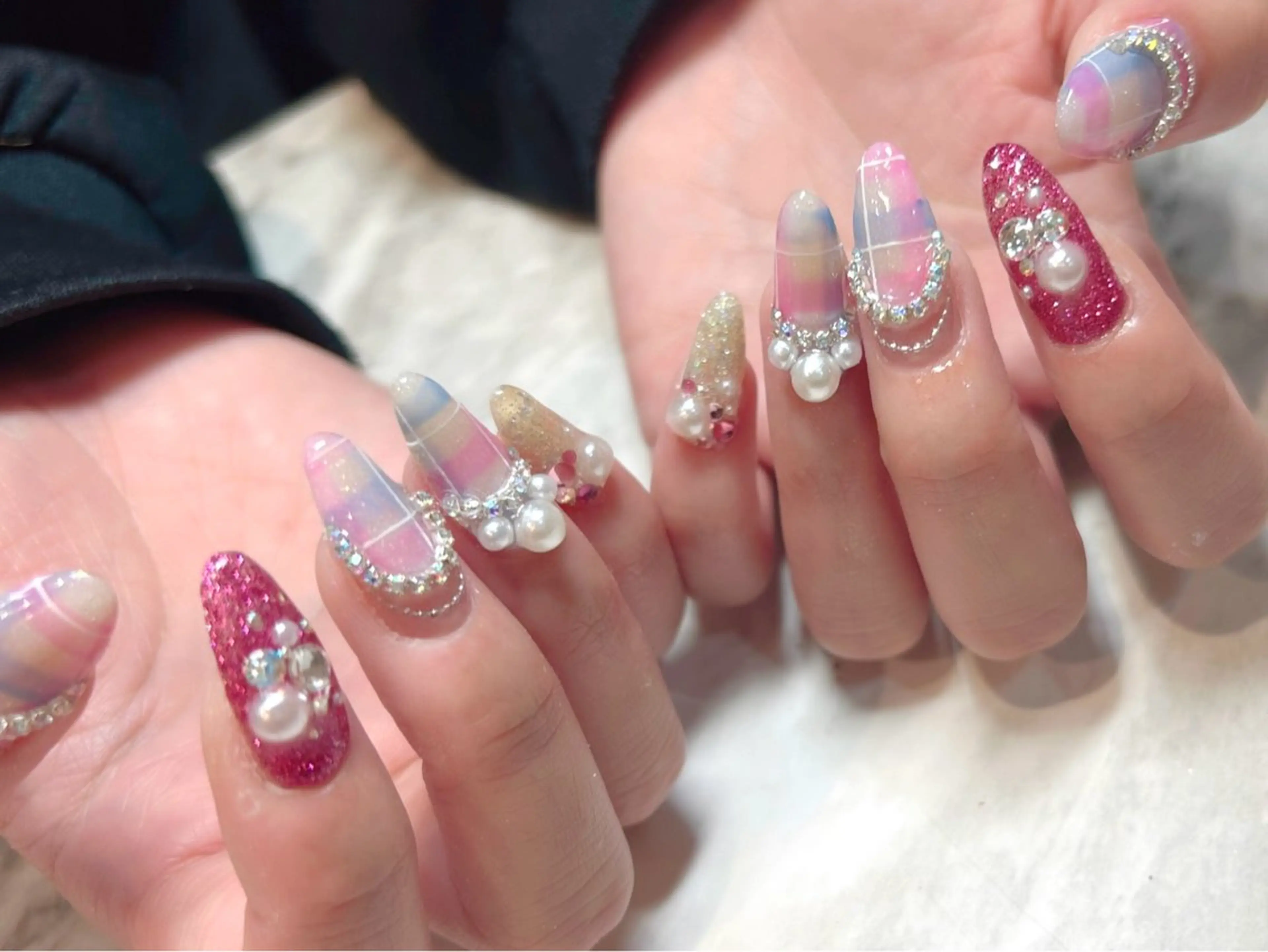 ネイル NARUMI HYODOのネイルデザイン