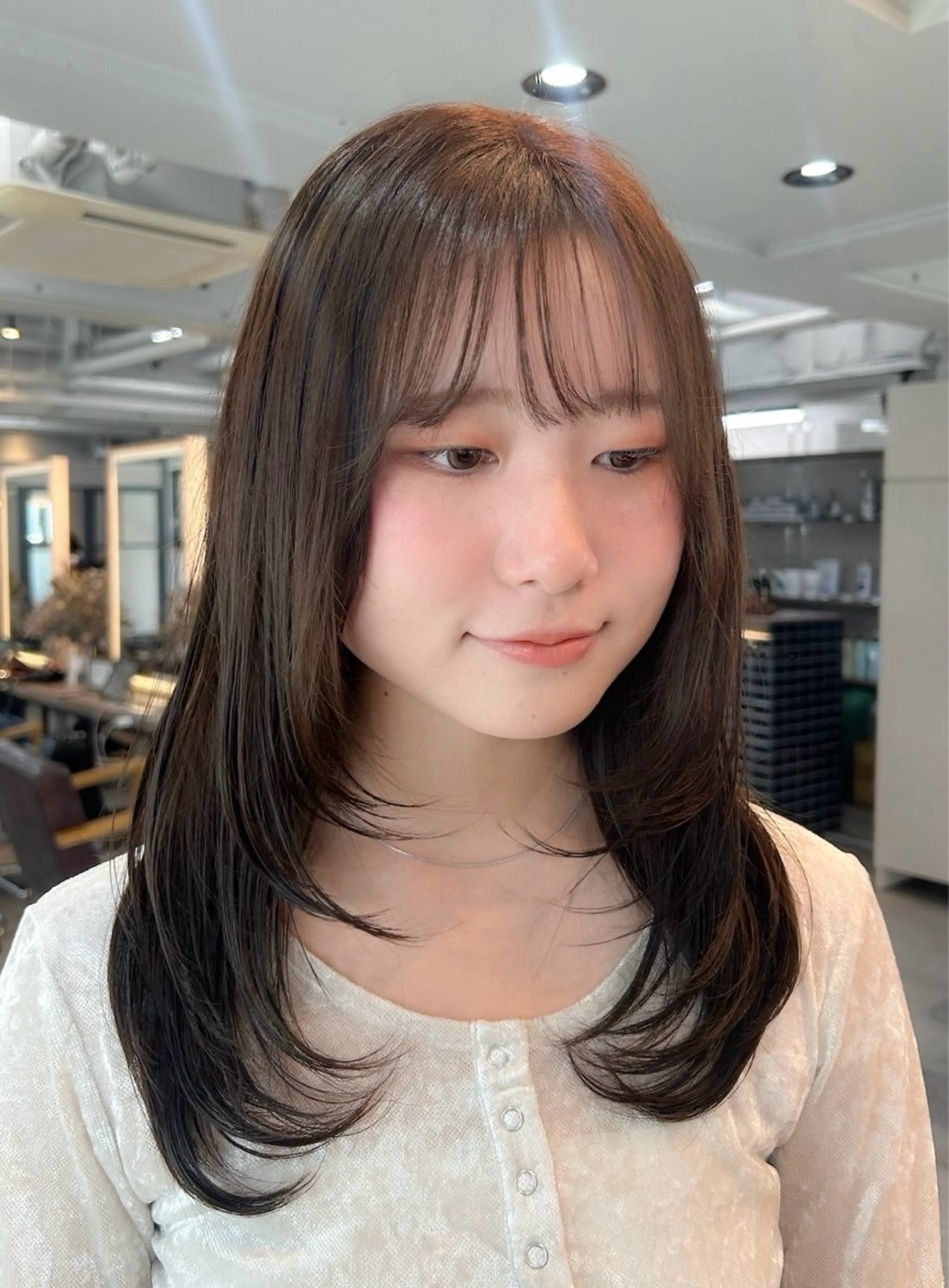 ロング カラー オリーブカラー レイヤーカット ハイトーン透明感/レ イヤー/ririkaのヘアスタイル