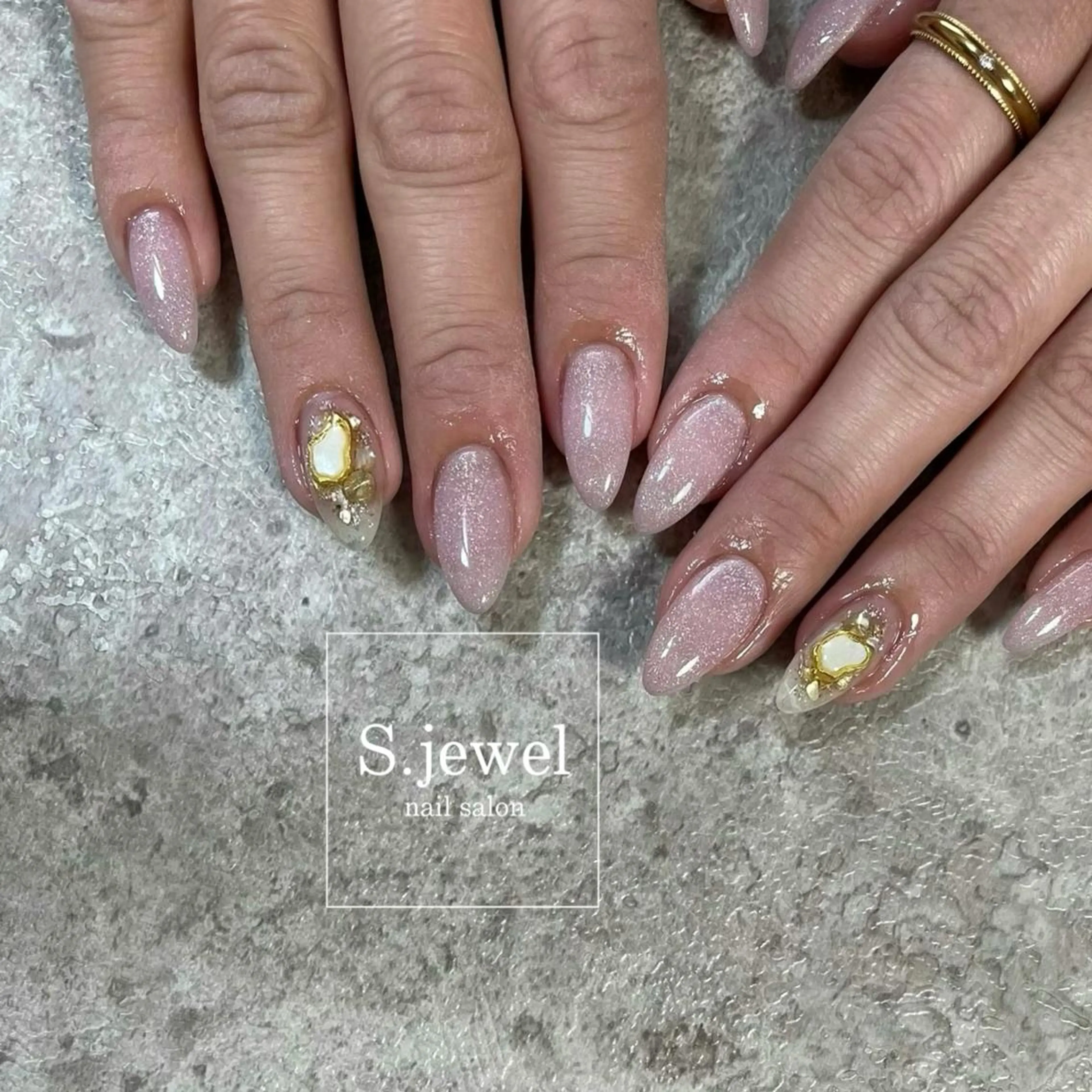 ネイル S. JEWELのネイルデザイン