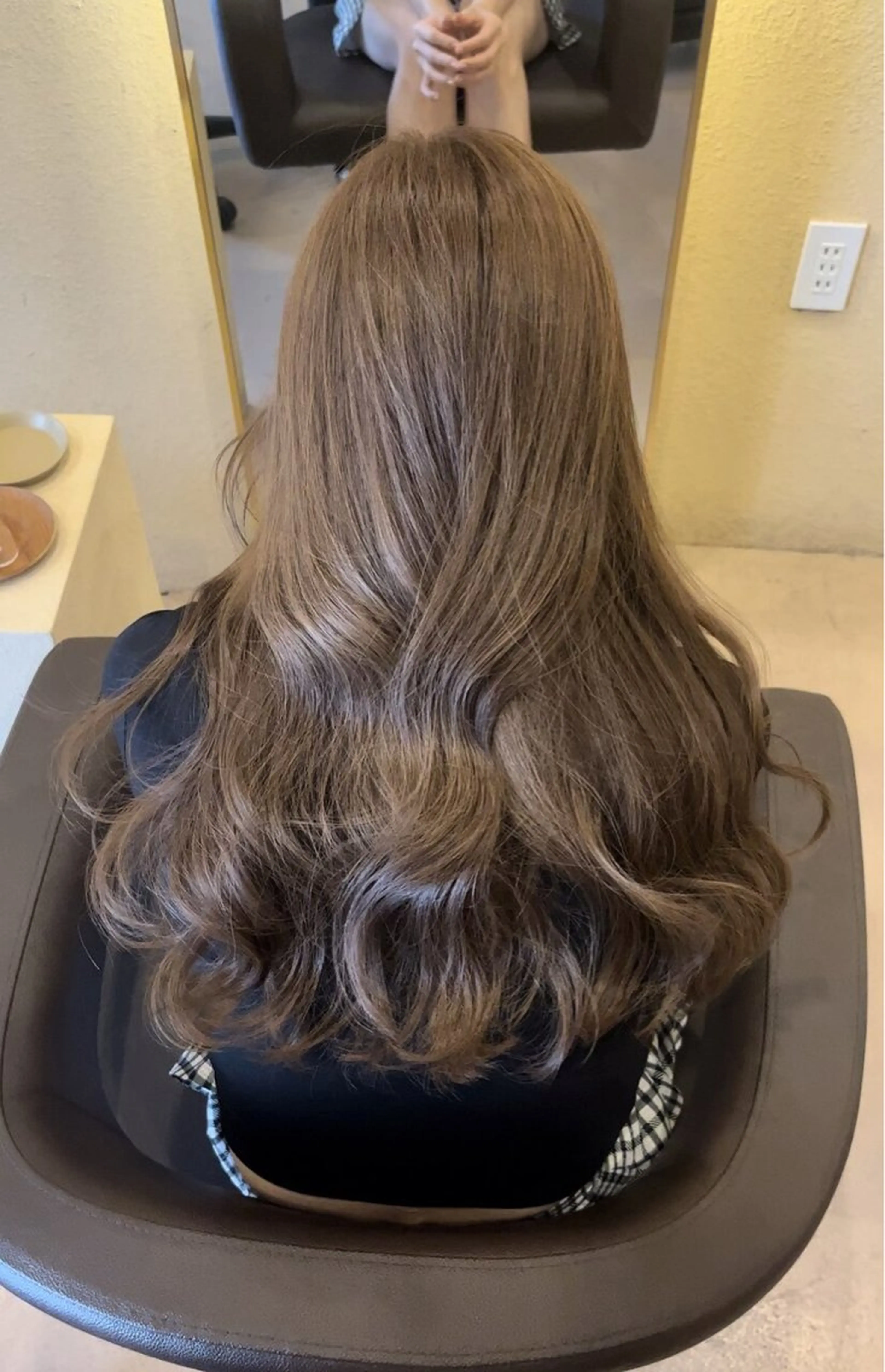 カラー ヘアカラー トリートメント 西井 好生のヘアスタイル