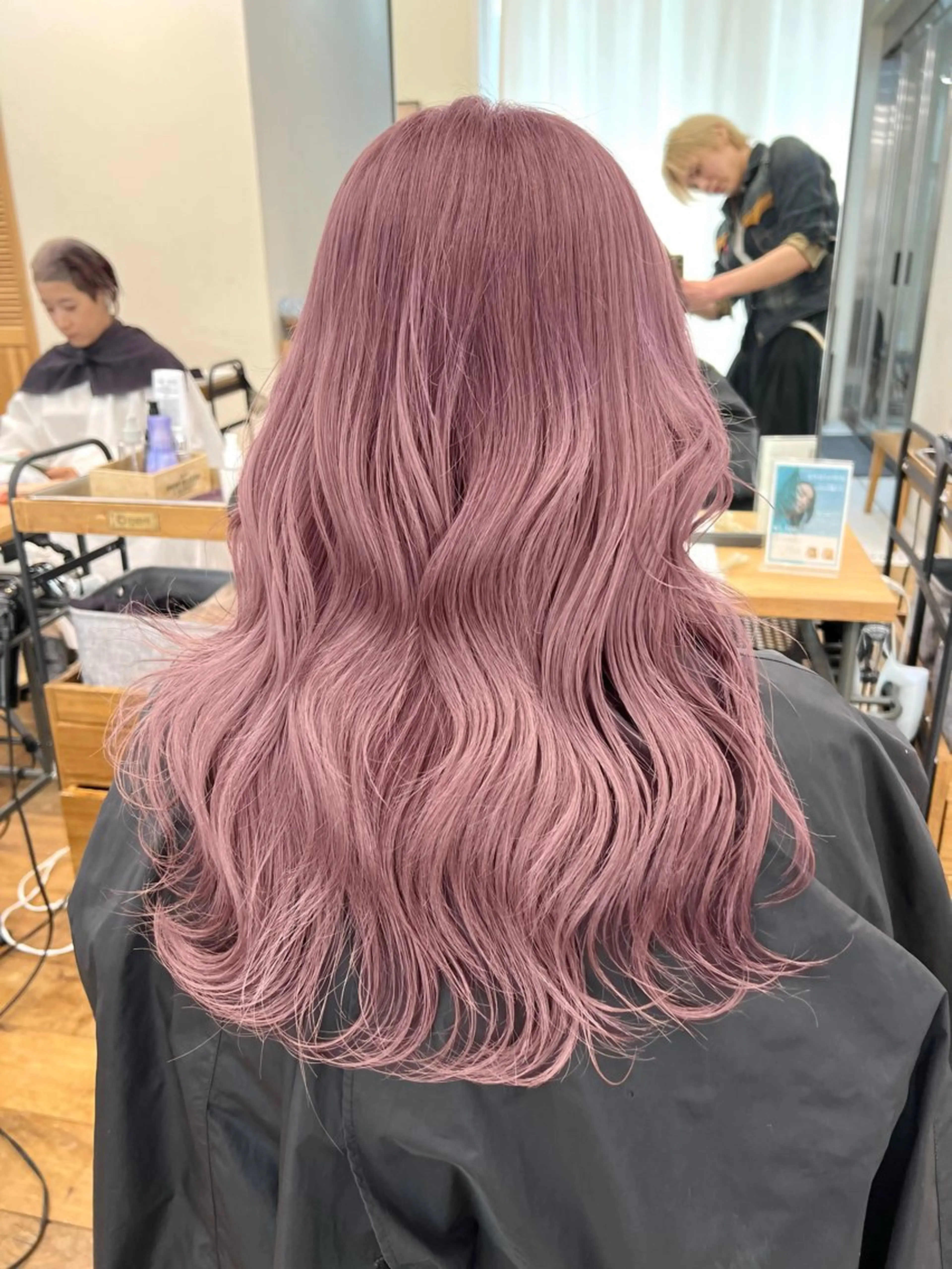ロング カラー カット ヘアカラー トリートメント 抜きっぱなしブロンド /ハイトーン/カナタのヘアスタイル