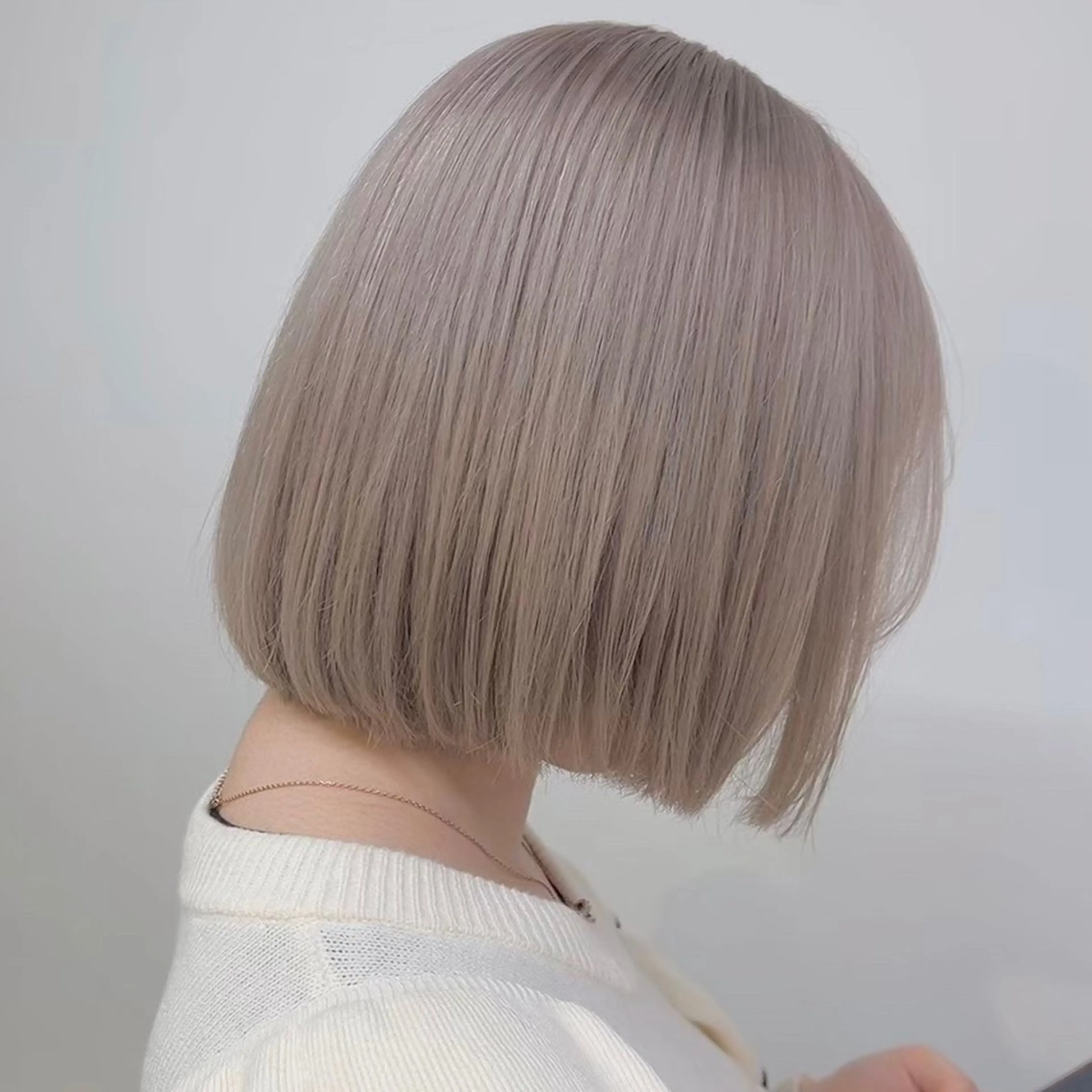 ショート カラー 縮毛矯正🤍 盛れるボブ/ひかりのヘアスタイル