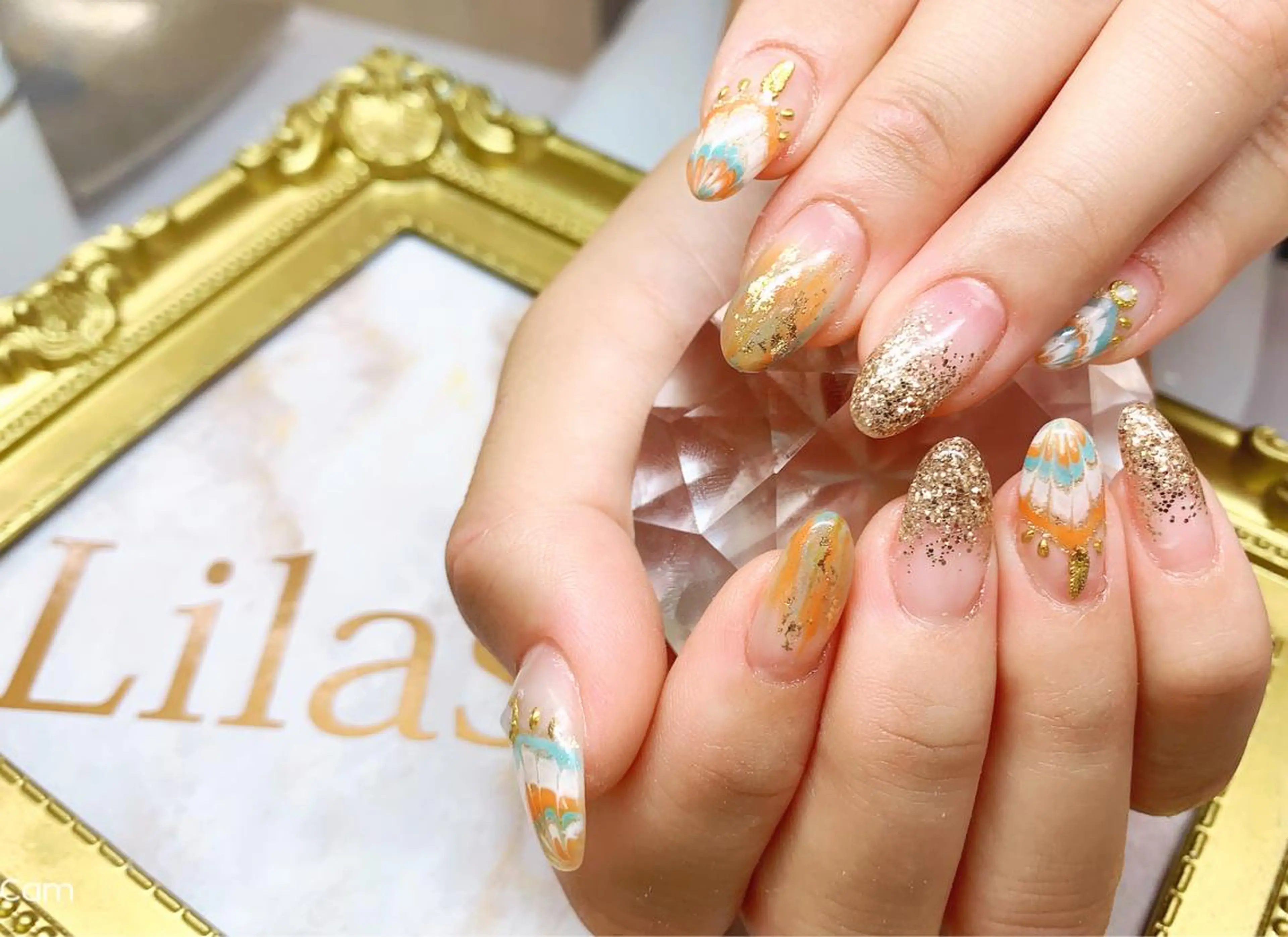 ネイル ジェルネイル ゴールド ハードジェル ラメ(グリッター) ロングネイル Lilas Nailのネイルデザイン