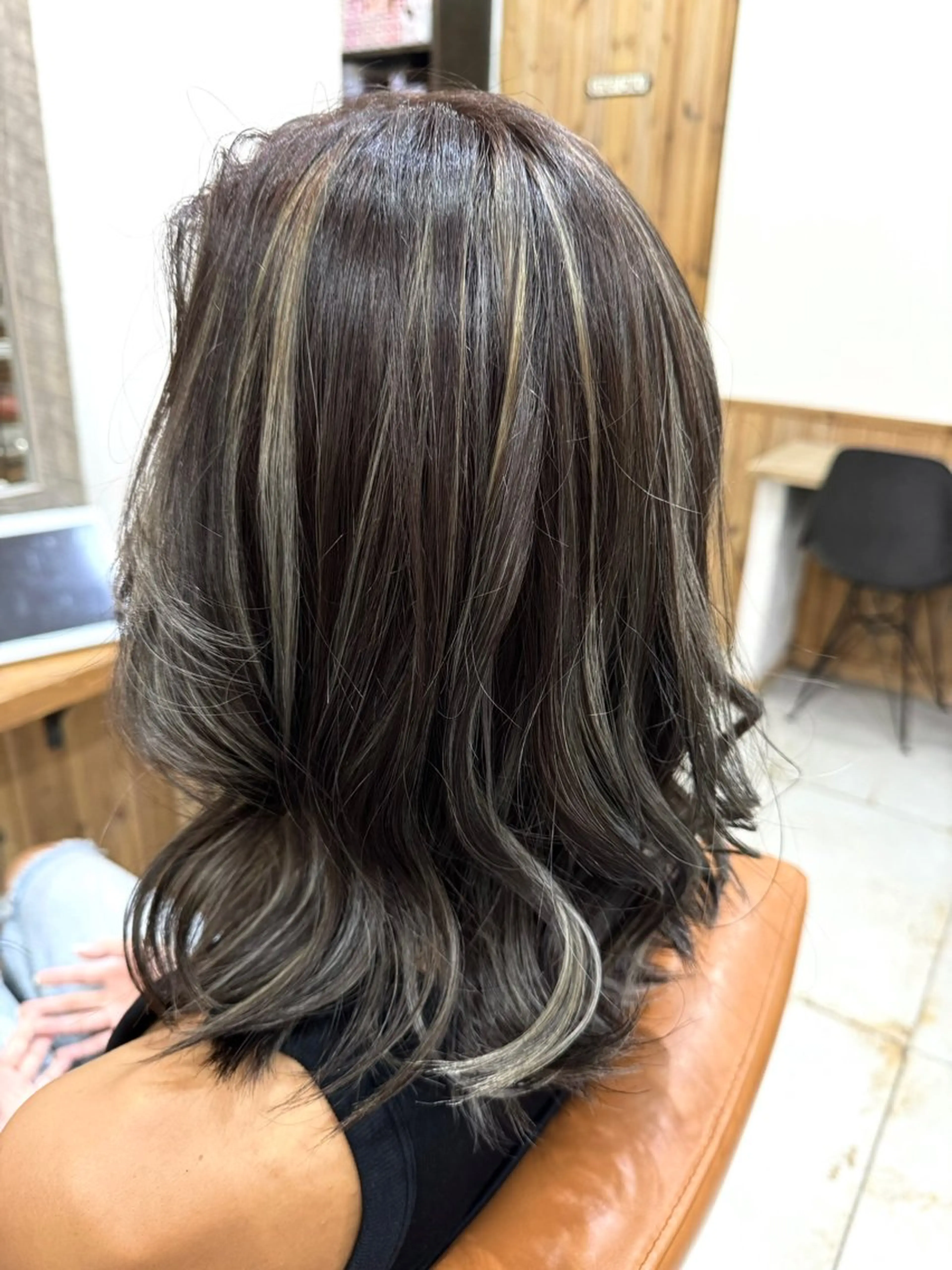 ミディアム カラー ヘアカラー トリートメント ヘアセット 吉田裕太/ハイライト ダブルカラーのヘアスタイル