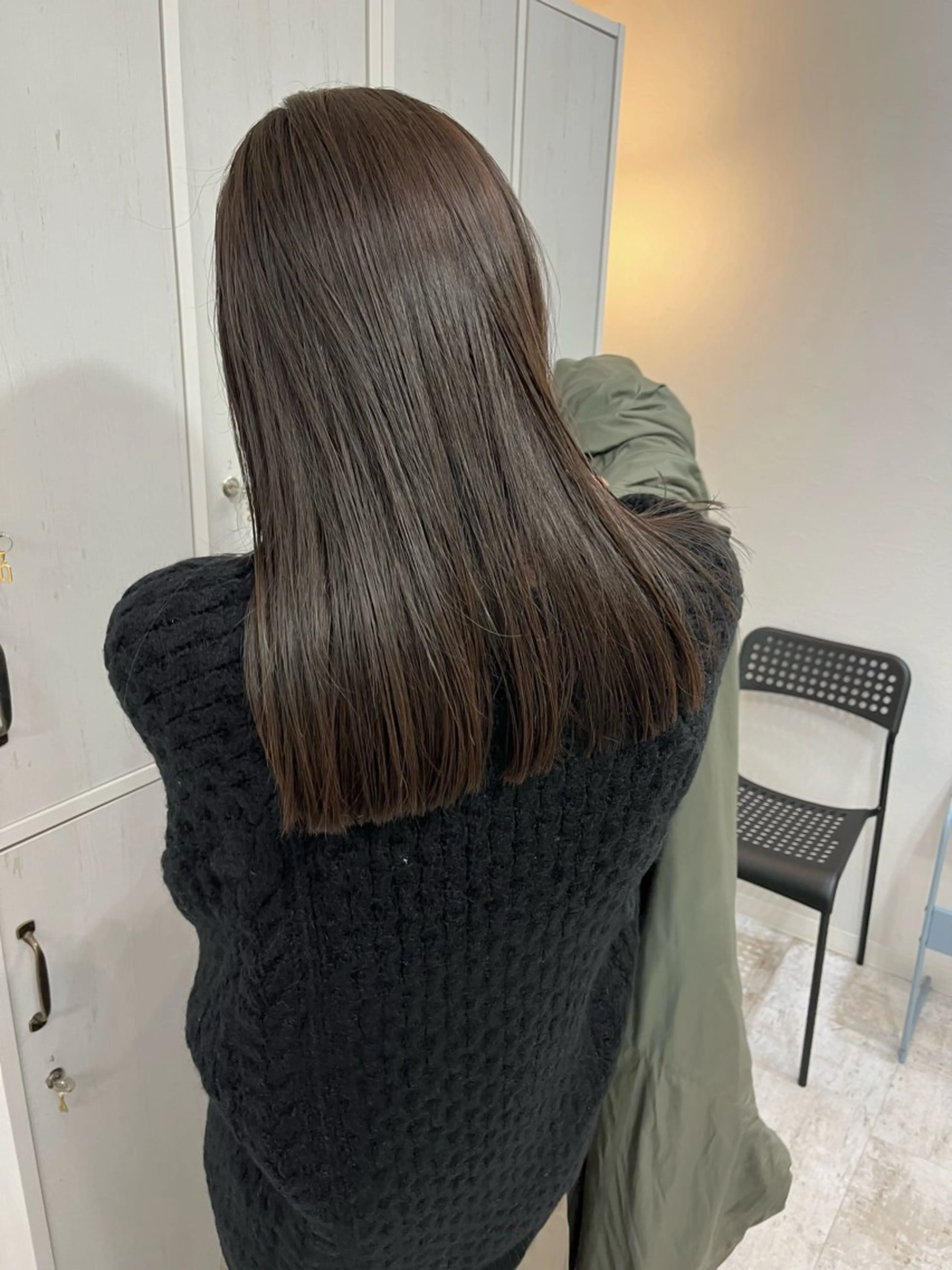 【 ご新規様限定 】カット+ケアカラー+艶トリートメントの写真