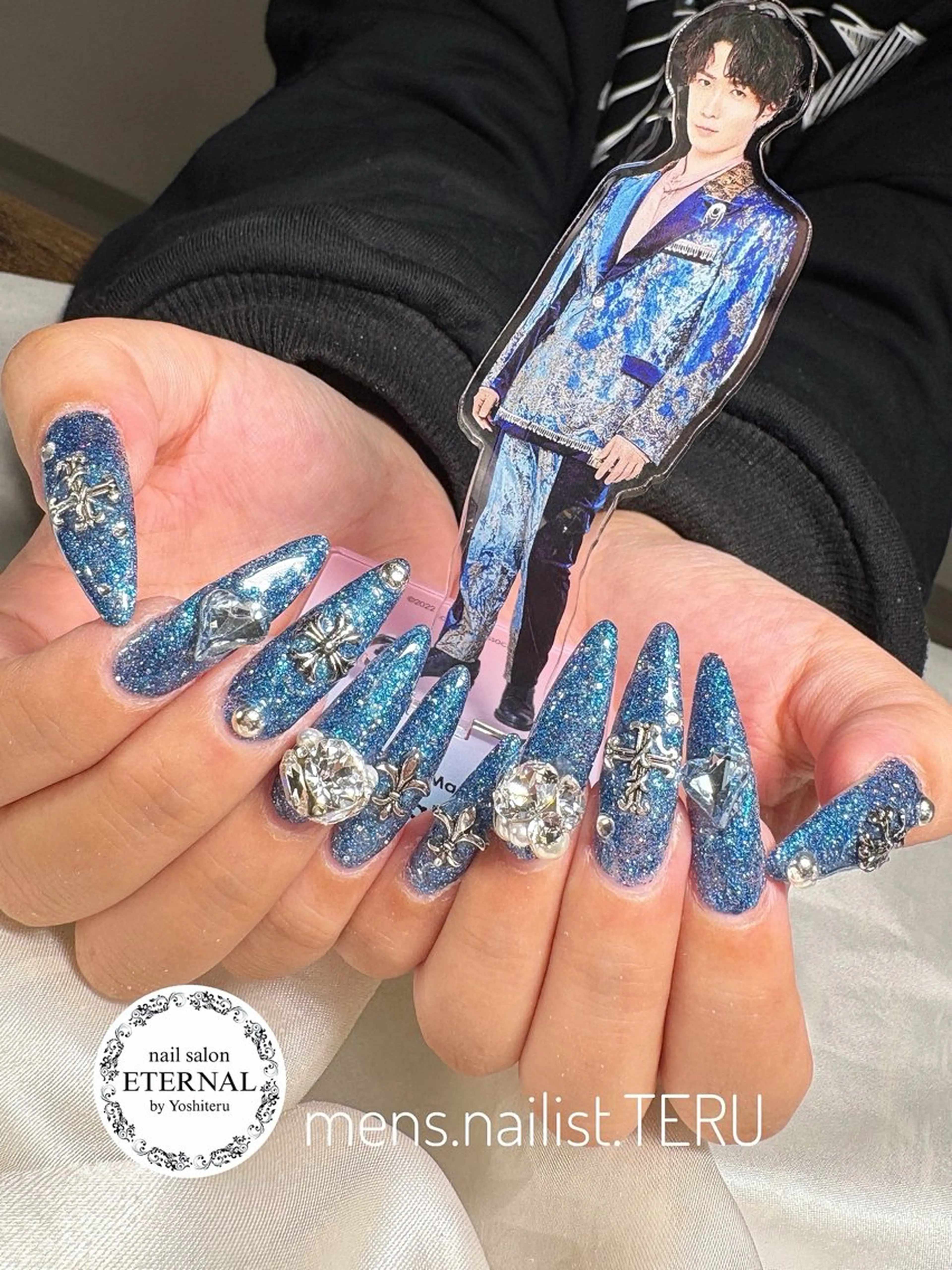 ネイル ブルー ラメ(グリッター) ハンドネイル nail salon ETERNAL所属・nailsalon ETERNALのネイルデザイン