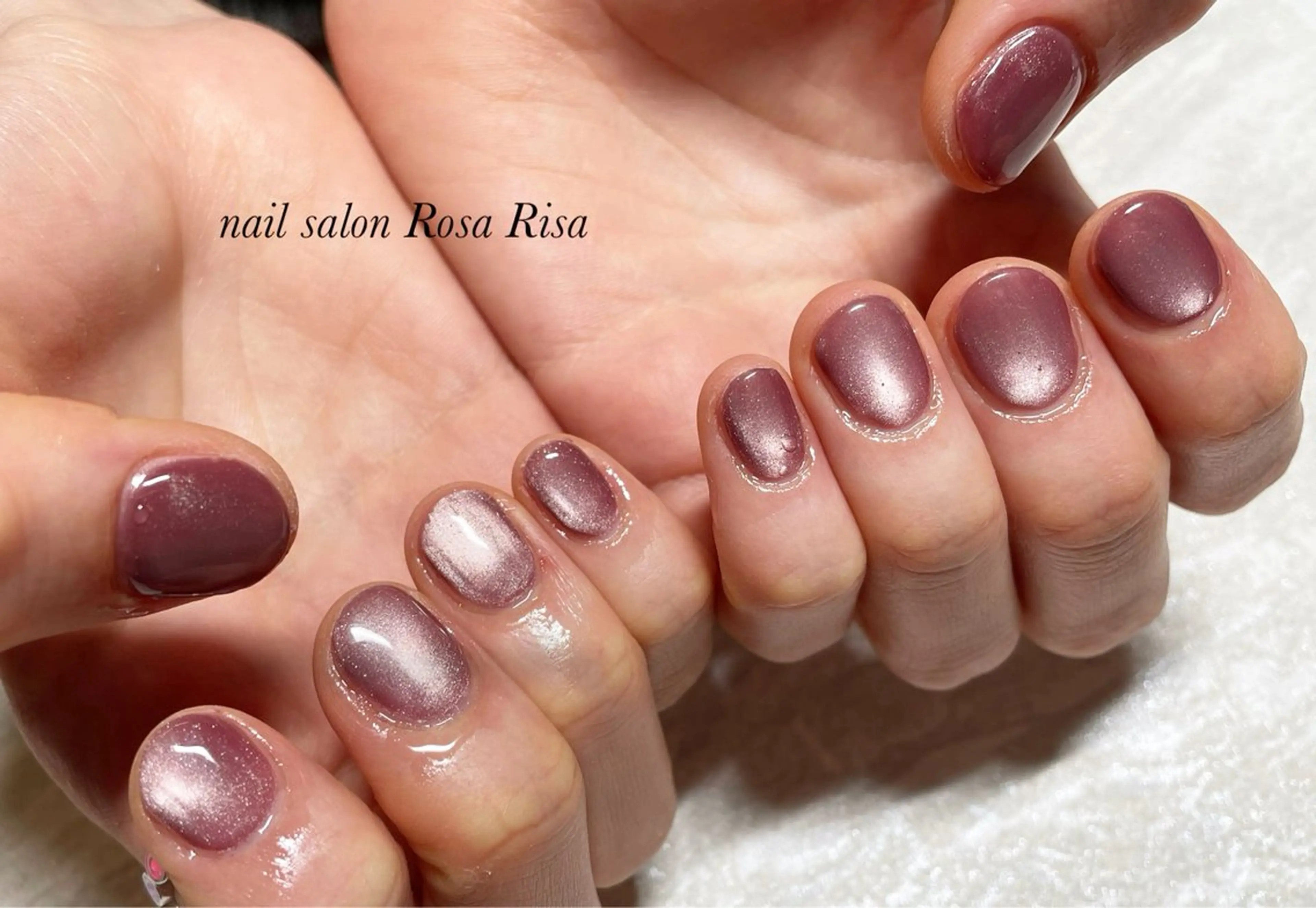 ネイル マグネットネイル ネイルスタジオ シェイクユアハンズのネイルデザイン