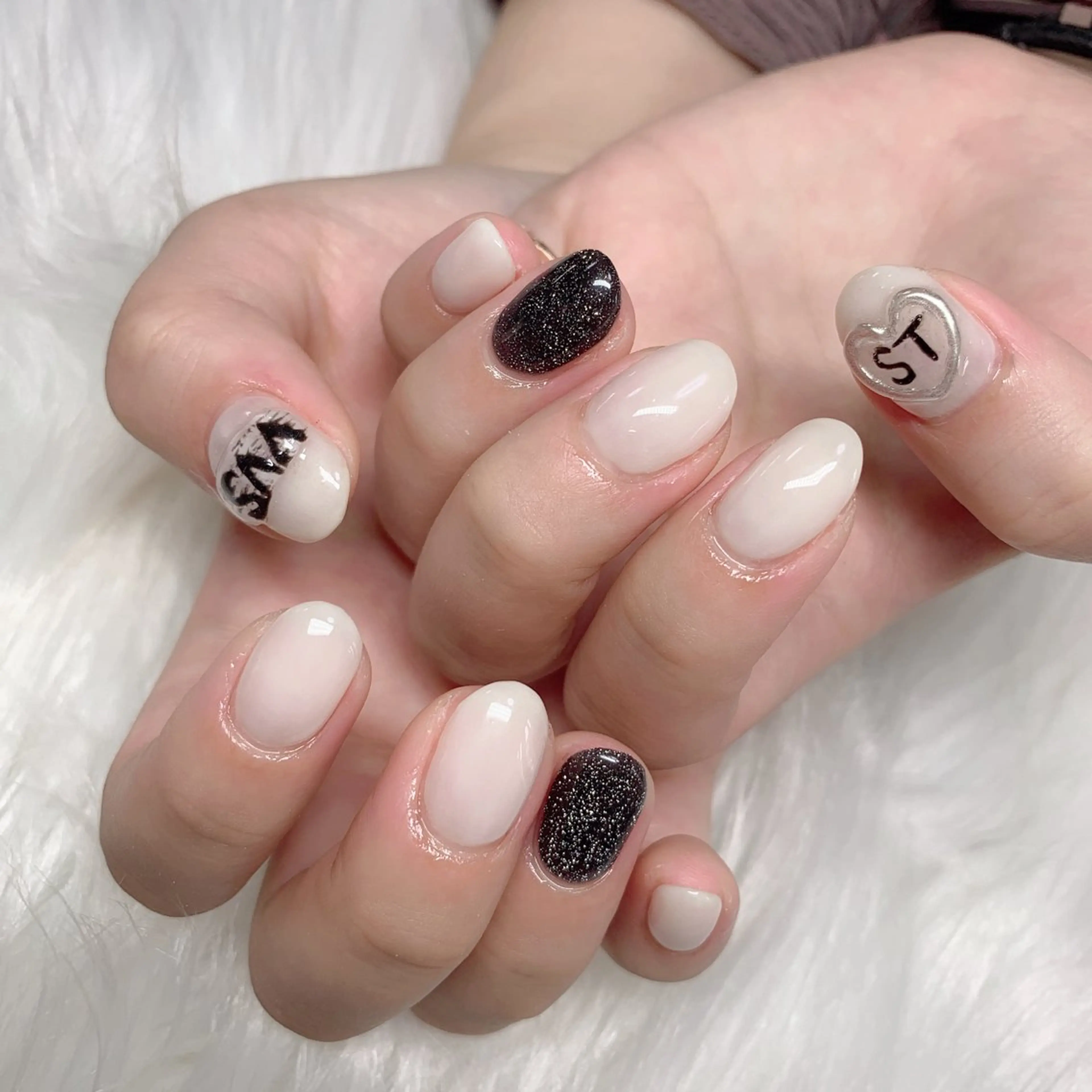 ネイル ハンドネイル 💅ネイルハウス🏡 🎀TOMO🎀のネイルデザイン