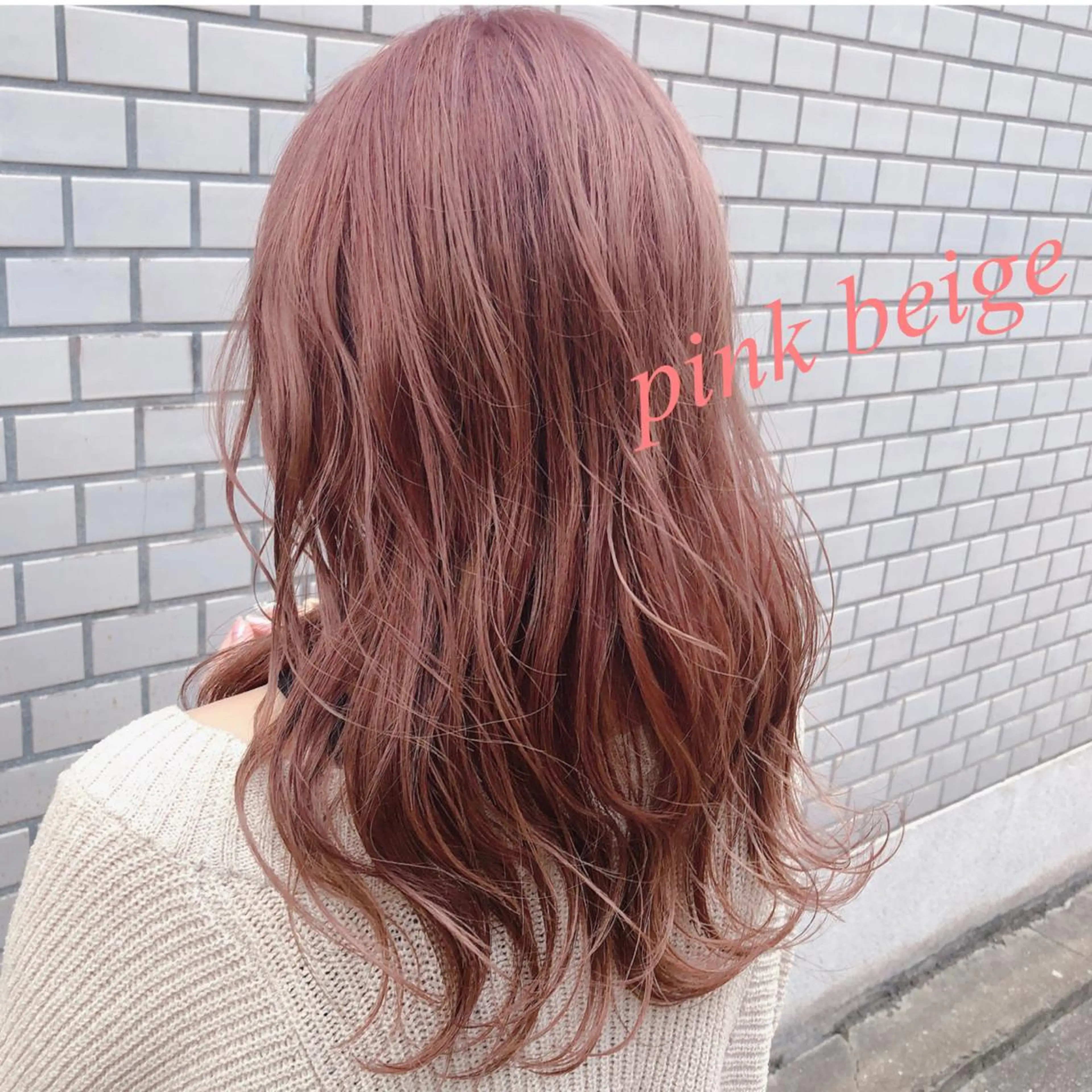 セミロング カラー 海外レイヤー/ レイヤーカット/和田のヘアスタイル