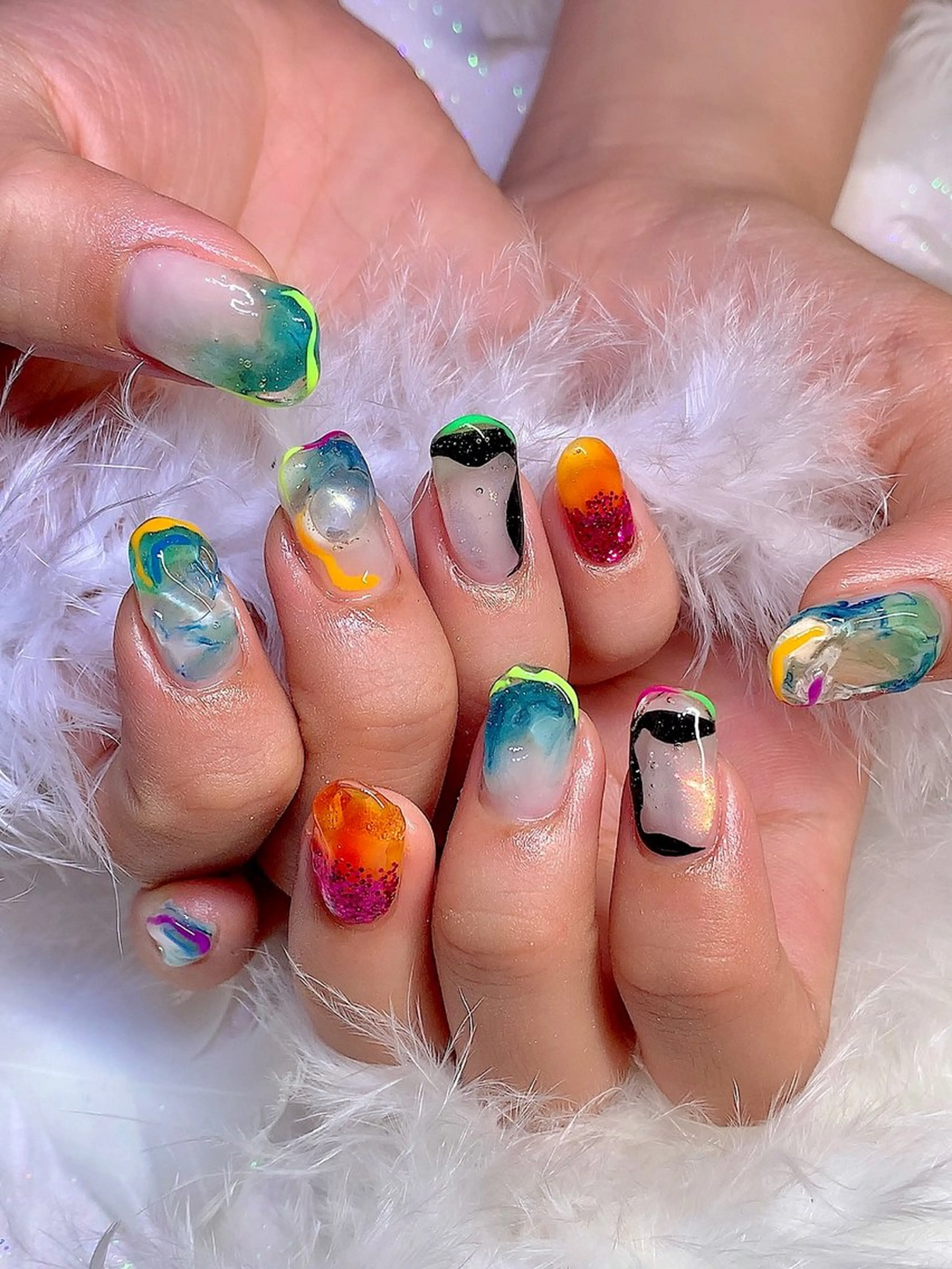 ネイル キラキラネイル 韓国ネイル 持ち込み ぷっくりネイル ストーンネイル シェアサロンLei.g(レイジー)所属・3Dアートネイル💗 都築レナのネイルデザイン