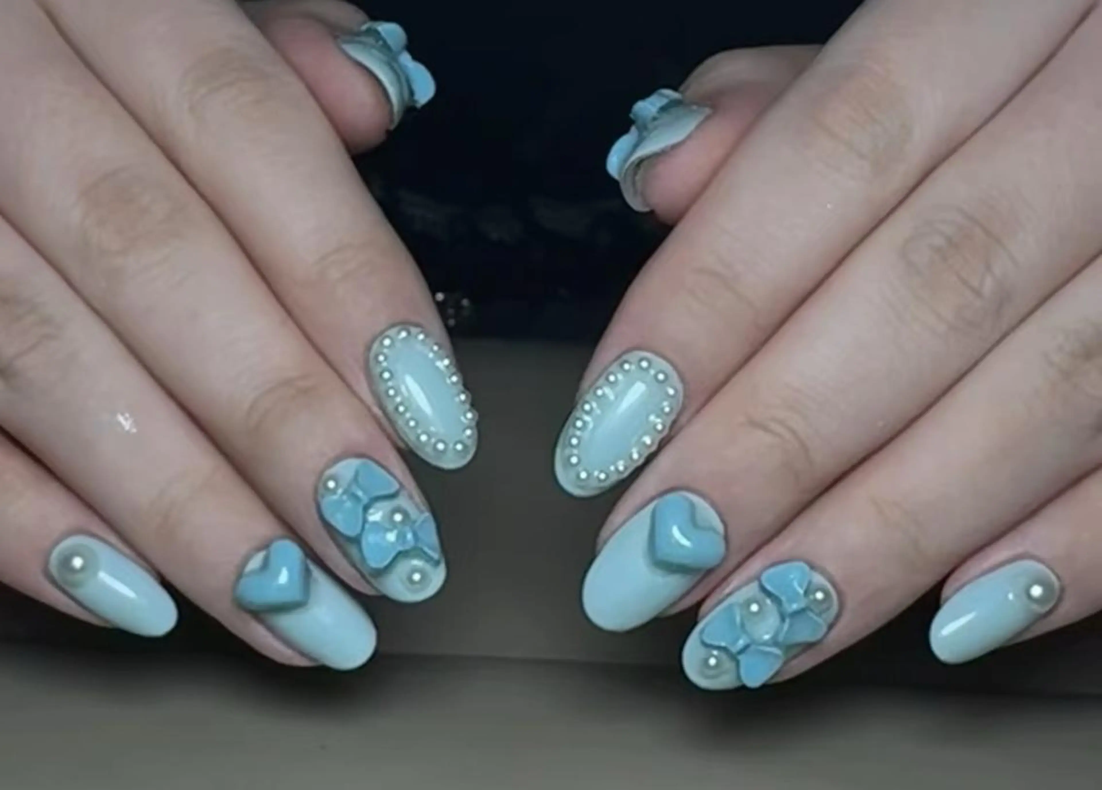 ネイル ハンドネイル 🎀 KiKi_nailのネイルデザイン