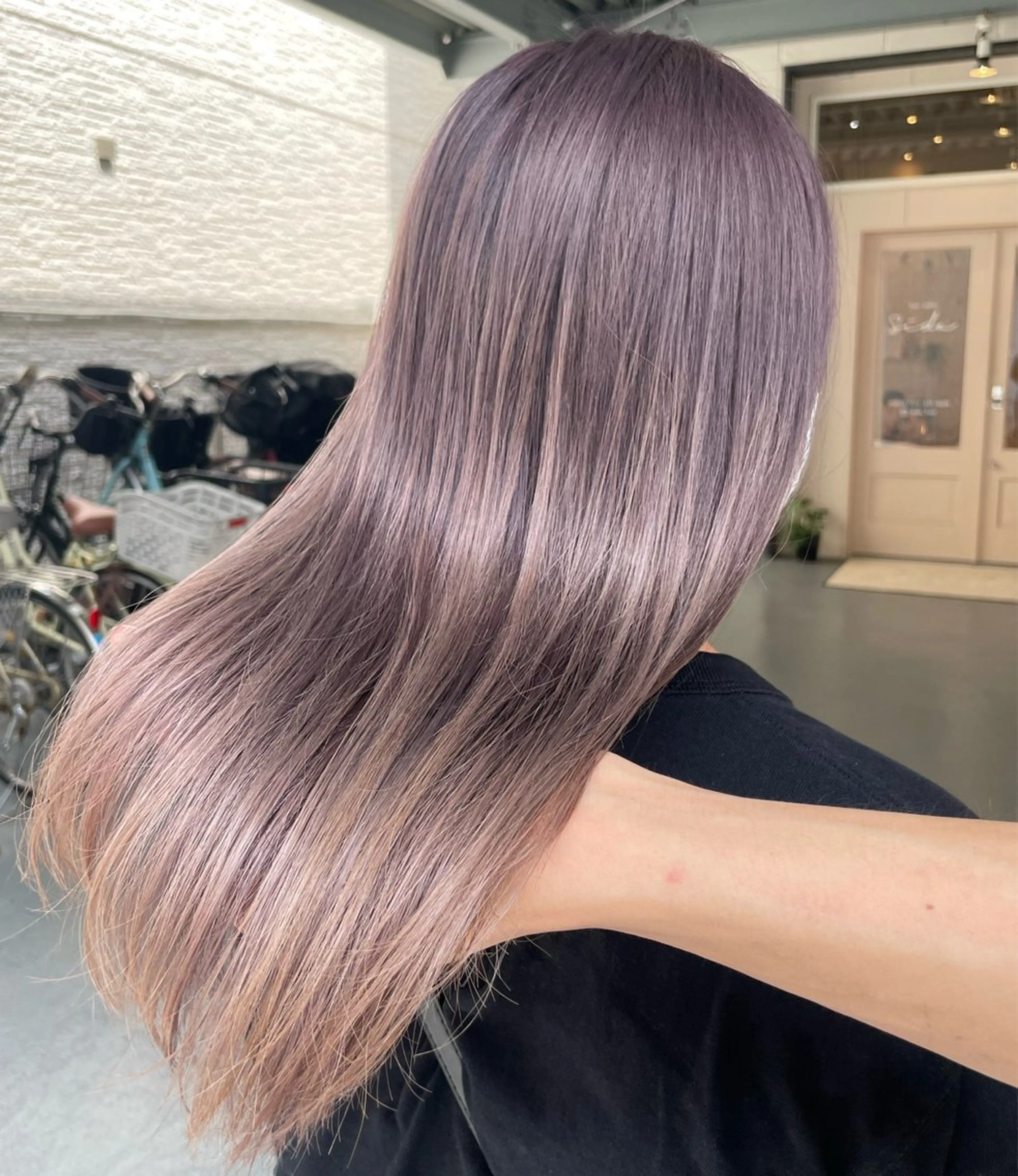 セミロング カラー カラー特化型美容師 保住のヘアスタイル