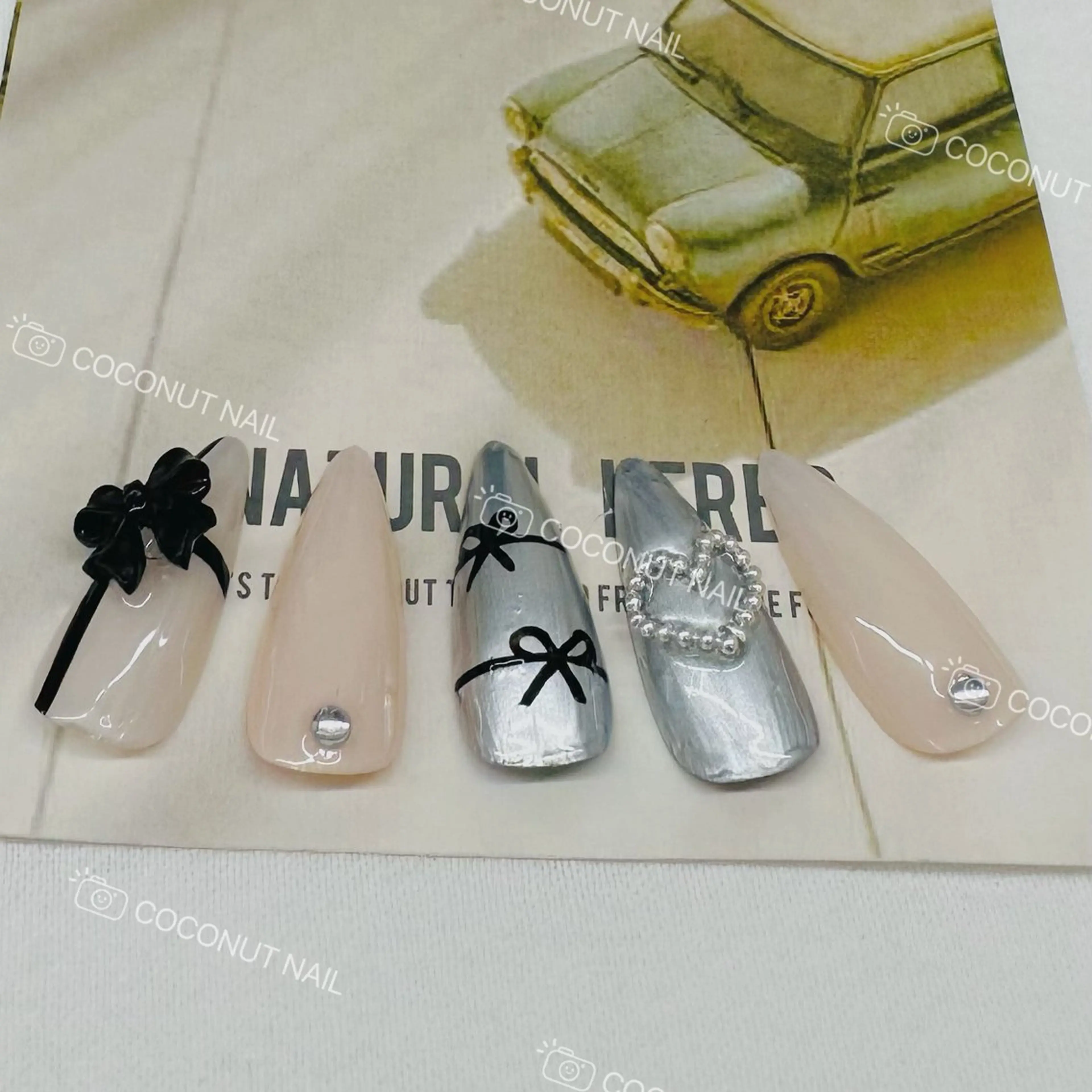 ネイル ワンホンネイル ハンドネイル 神田 ココナッツのネイルデザイン