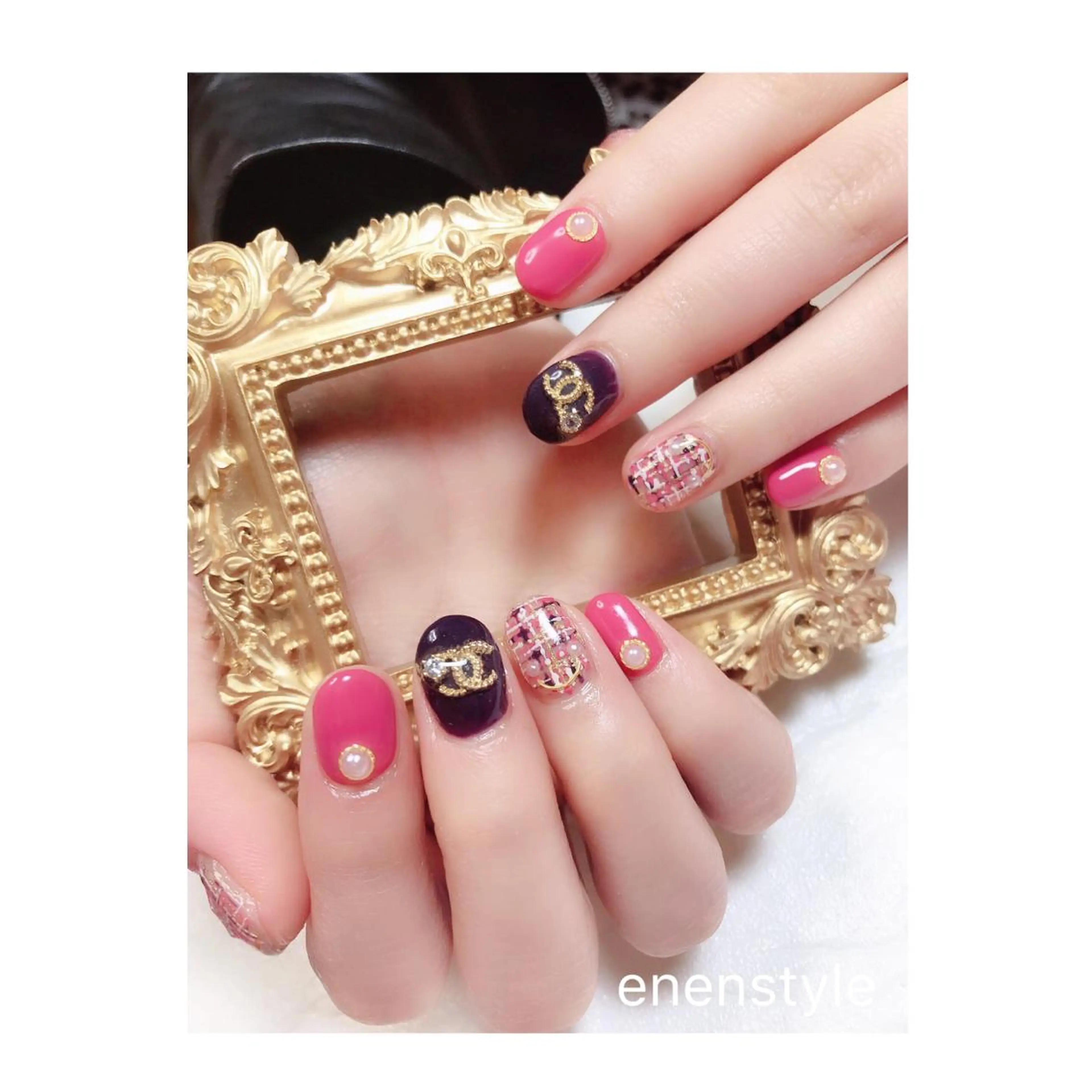 ショート ネイル ジェルネイル ニュアンスネイル オフィスネイル ワンカラーネイル ピンク ハンドネイル 👑enen style👑のネイルデザイン