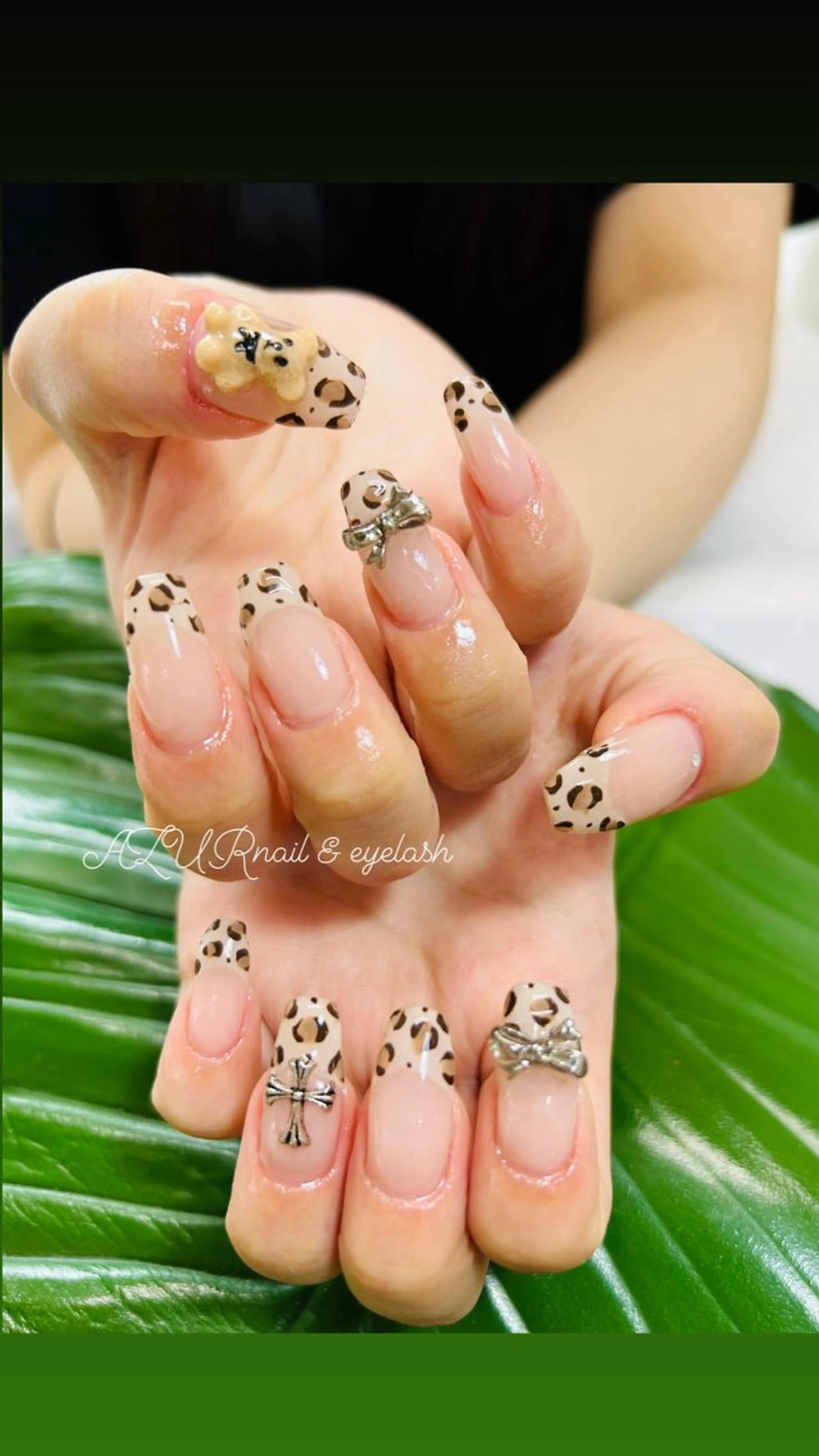 ネイル AZUR N&eyelashのネイルデザイン