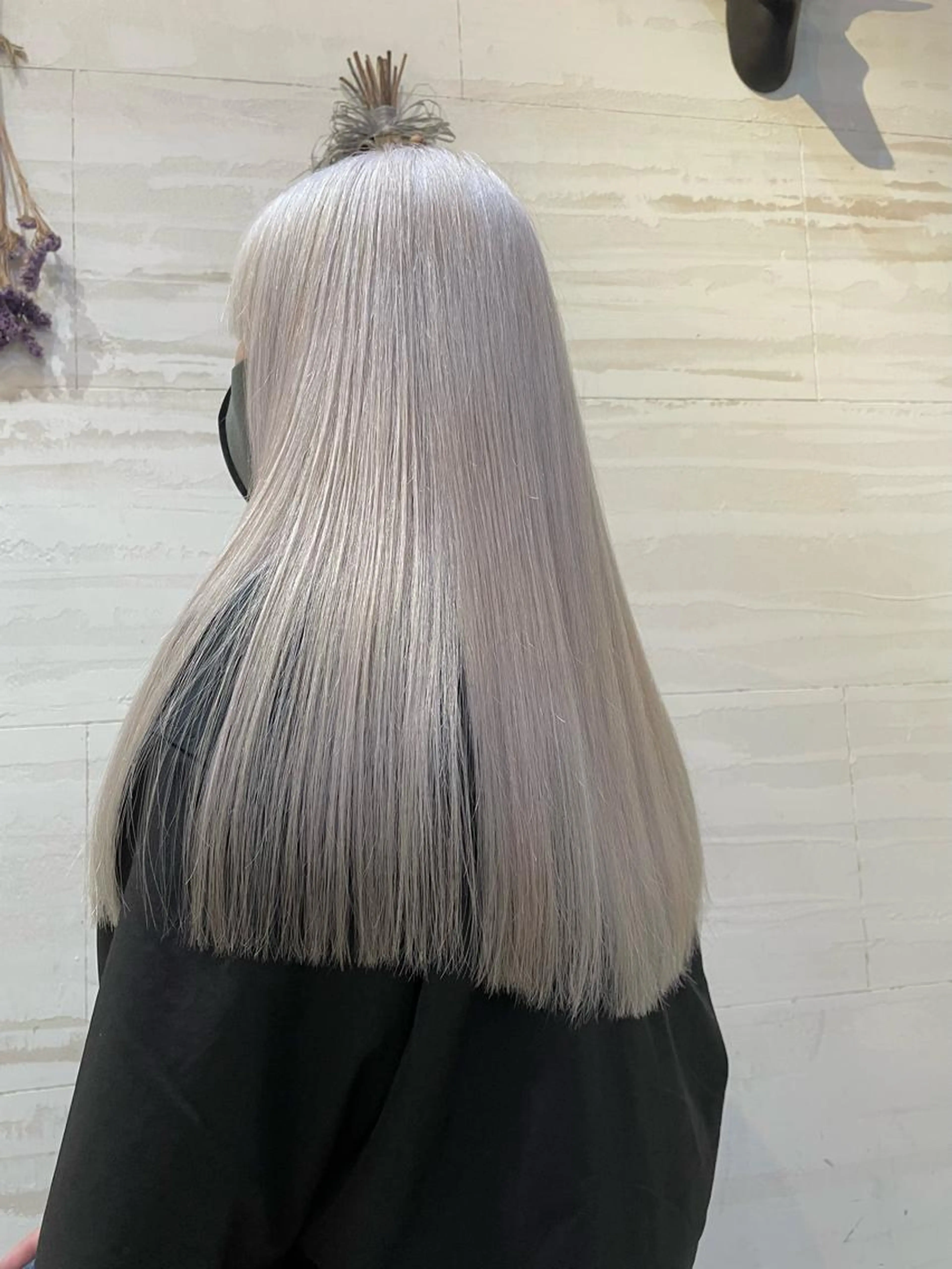 トリプルカラー！シルバー、プラチナ、ホワイト、パステルピンク、ラベンダー、グレージュ、派手カラー、特殊カラー、ミルク系の写真