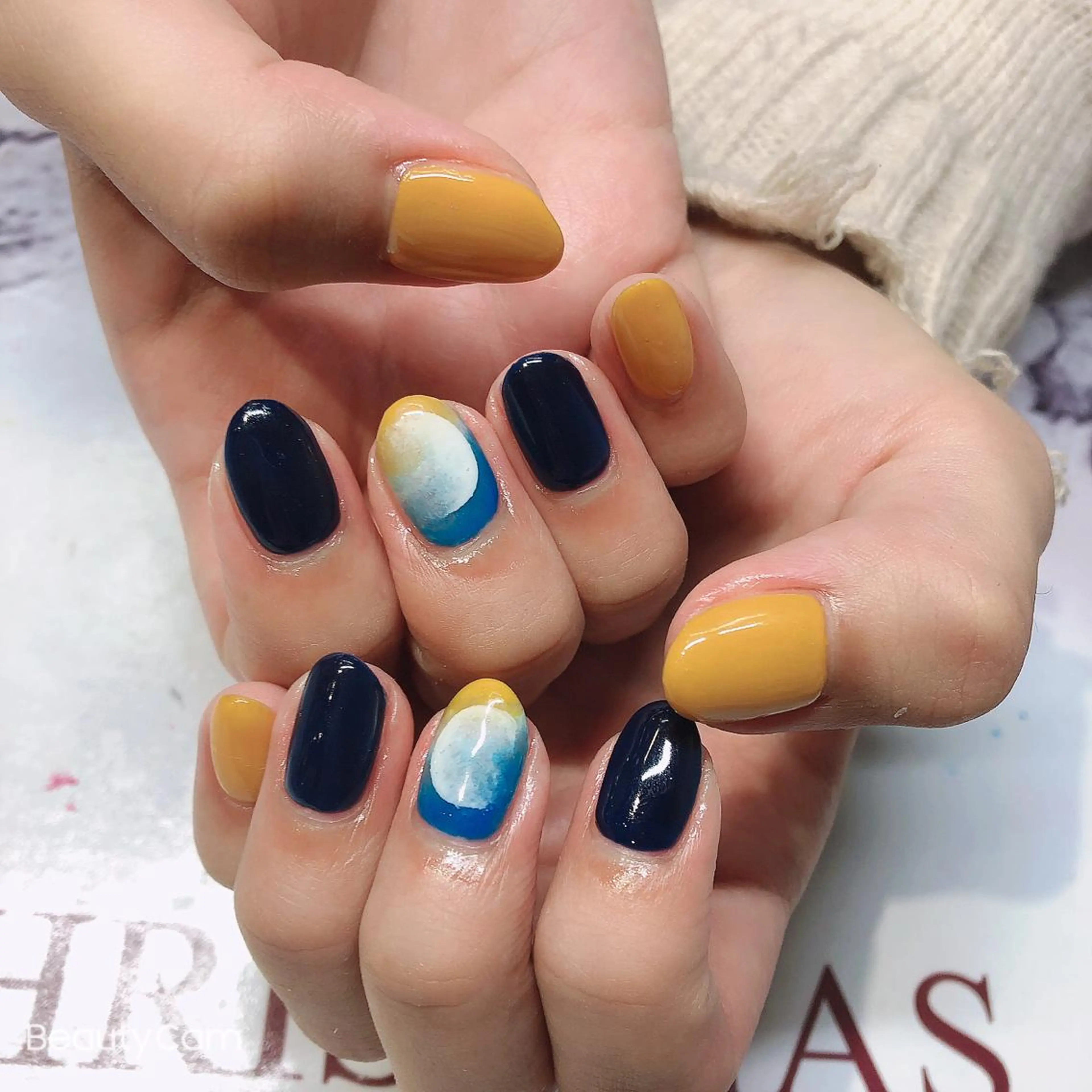 ネイル ガレンドウ 白澤 愛子のネイルデザイン