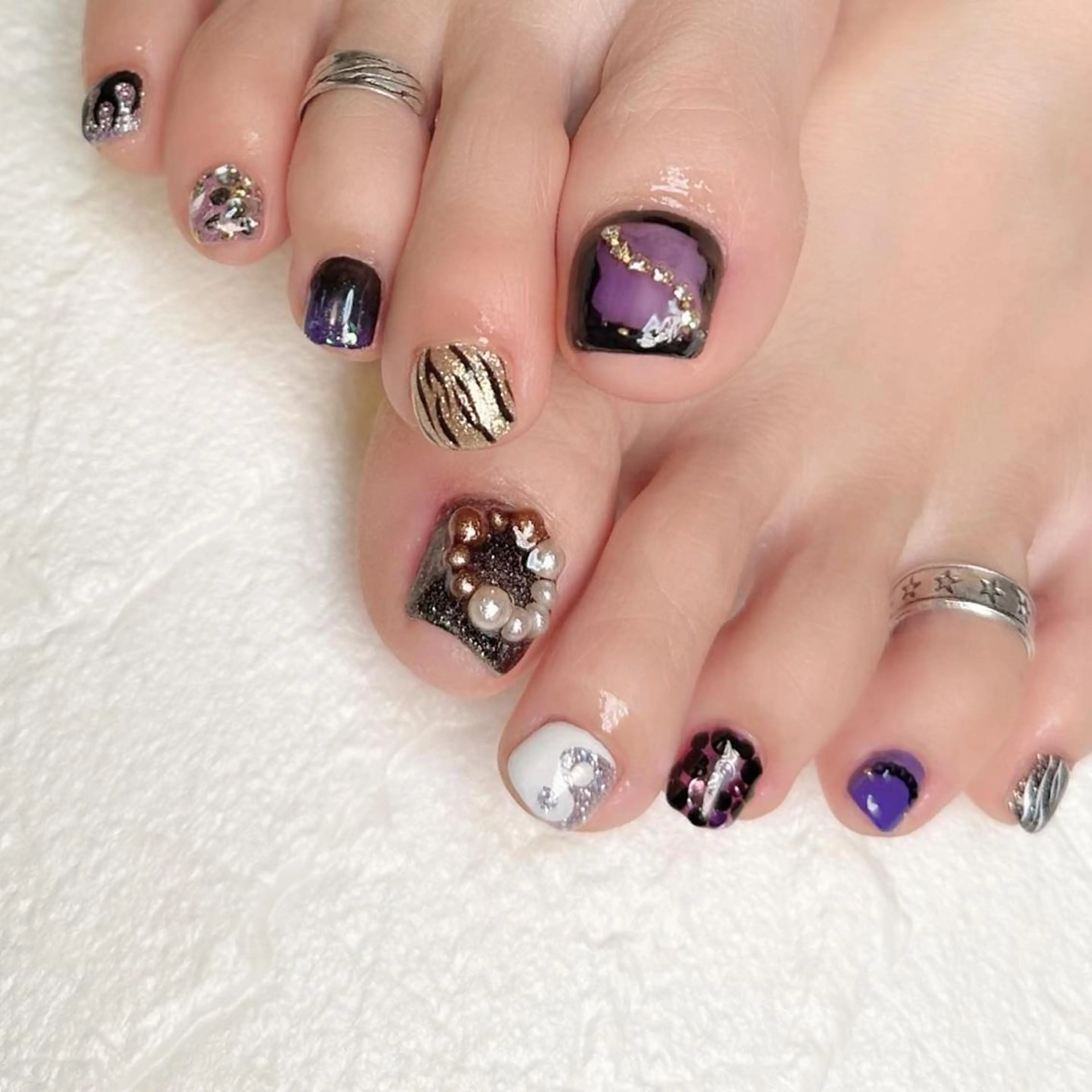 ネイル フットネイル フットネイル Nail ameria megu所属・ameria meguのネイルデザイン