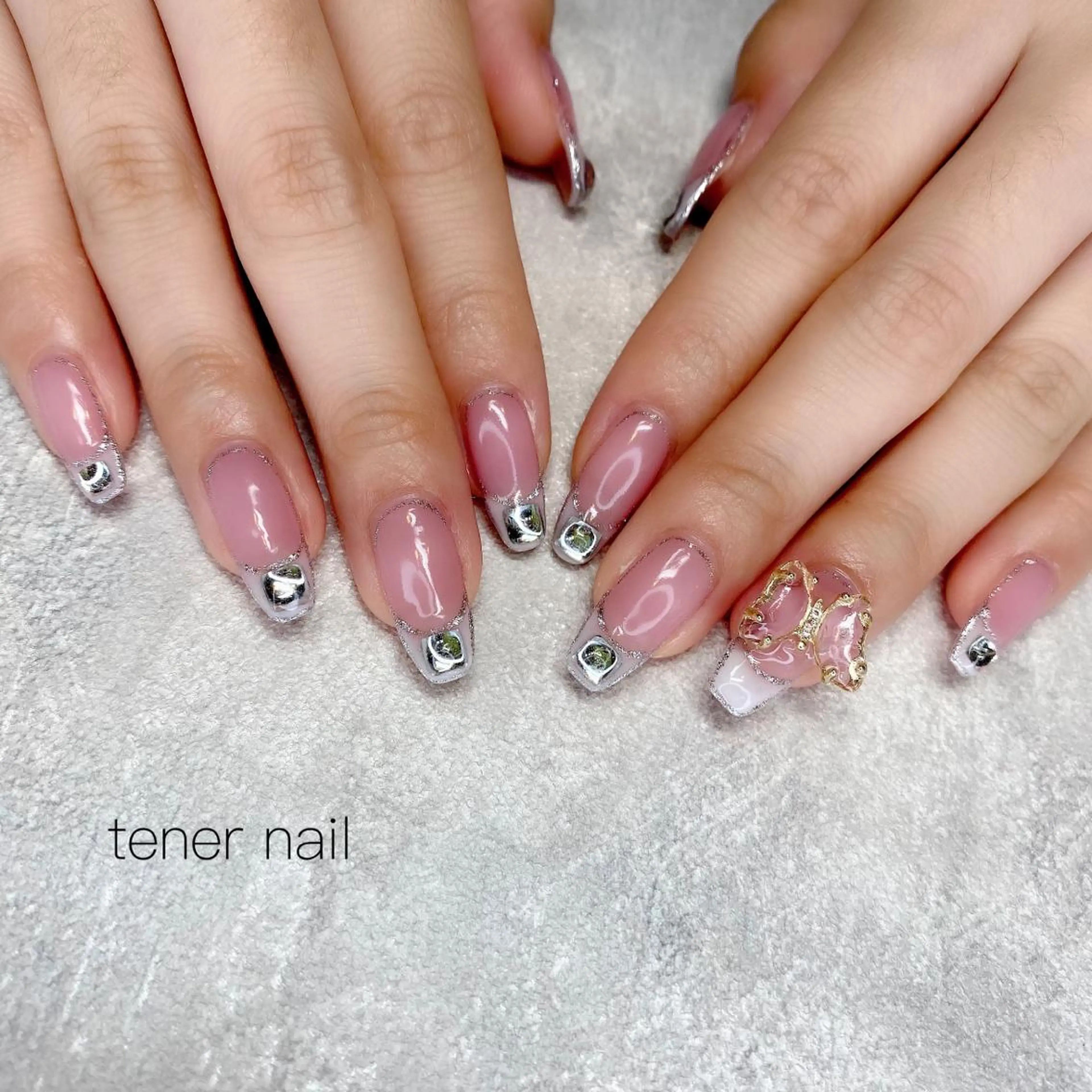 ネイル フレンチネイル ラメ(グリッター) スクエアネイル ストーンネイル テネルネイル tener nailのネイルデザイン
