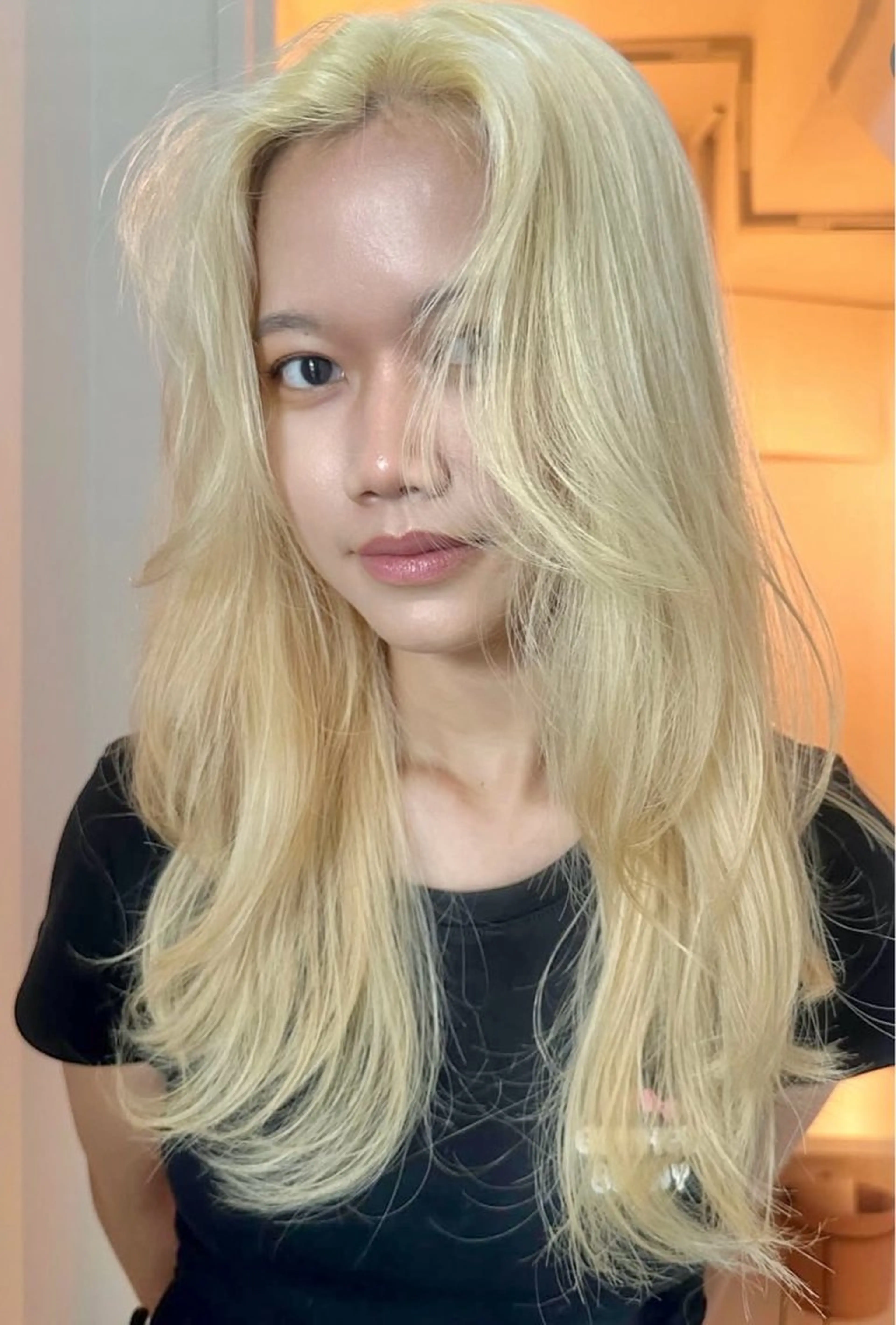 セミロング レイヤーカット 岩元 愛美のヘアスタイル