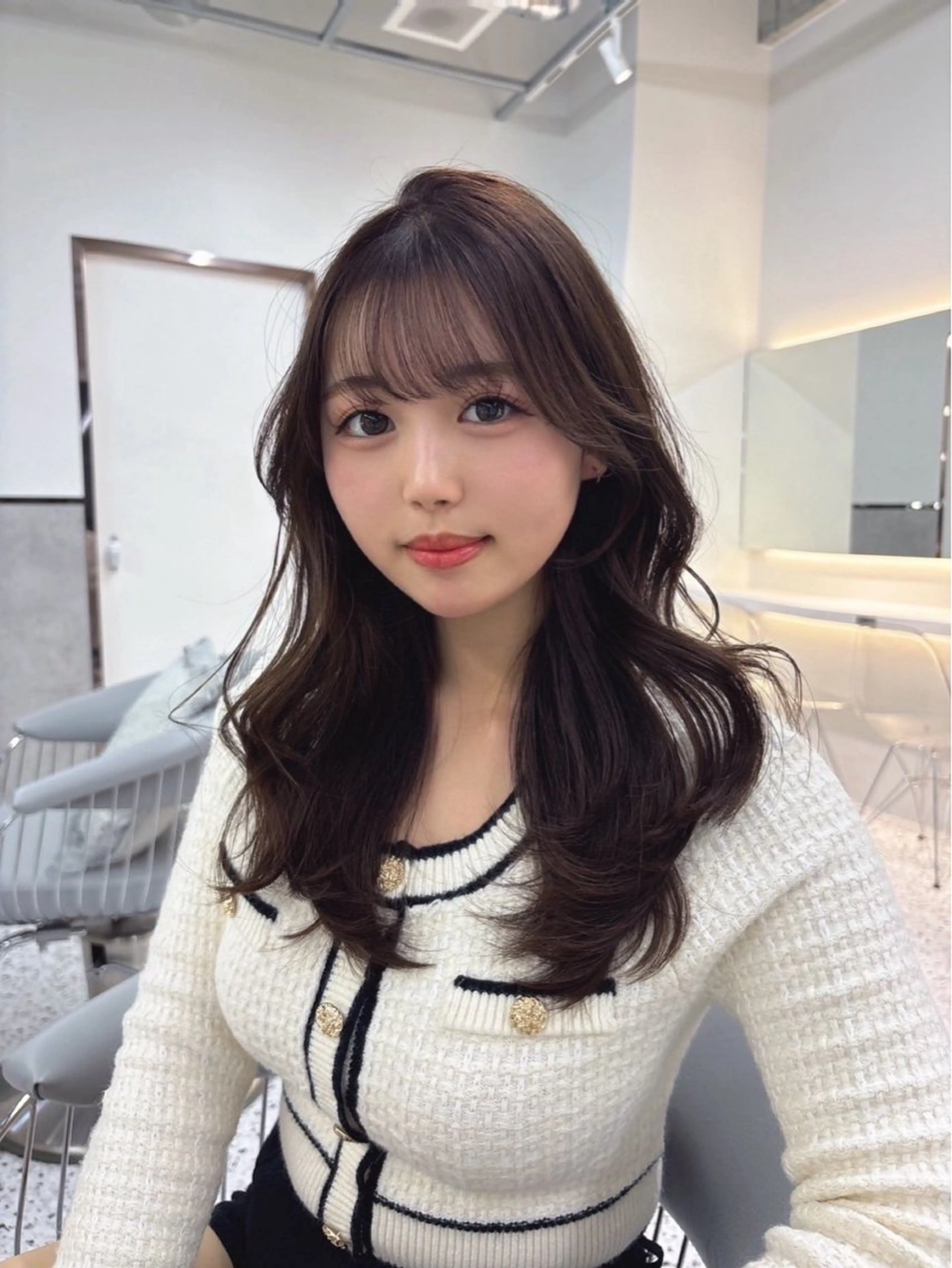 セミロング カット ヘアカラー トリートメント yui🎀透明感 ベージュカラー／博多のヘアスタイル