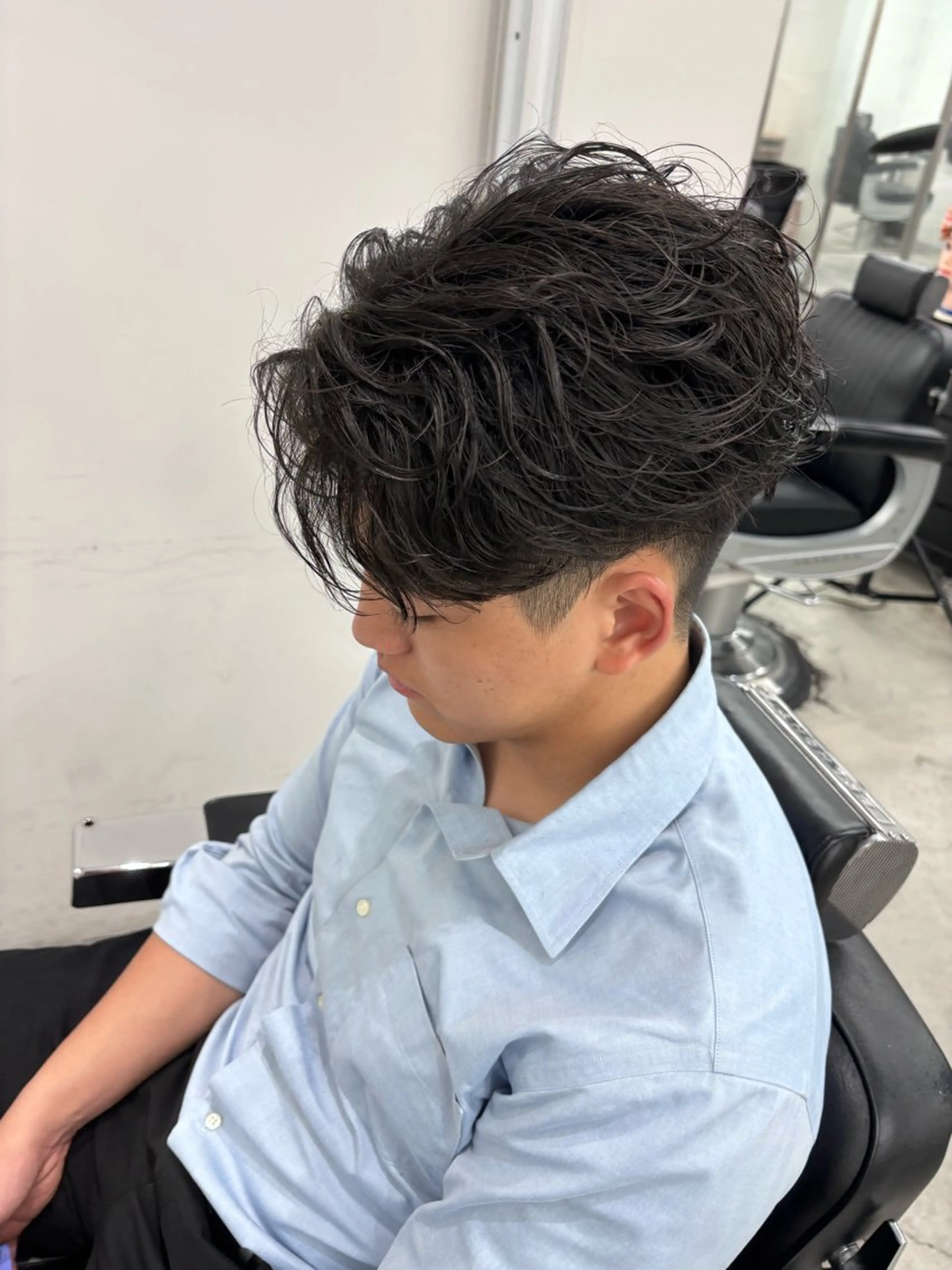 パーマ メンズ フェザーパーマ メンズパーマ 土岐 仁/メンズ専門 パーマ特化美容師🌀のヘアスタイル