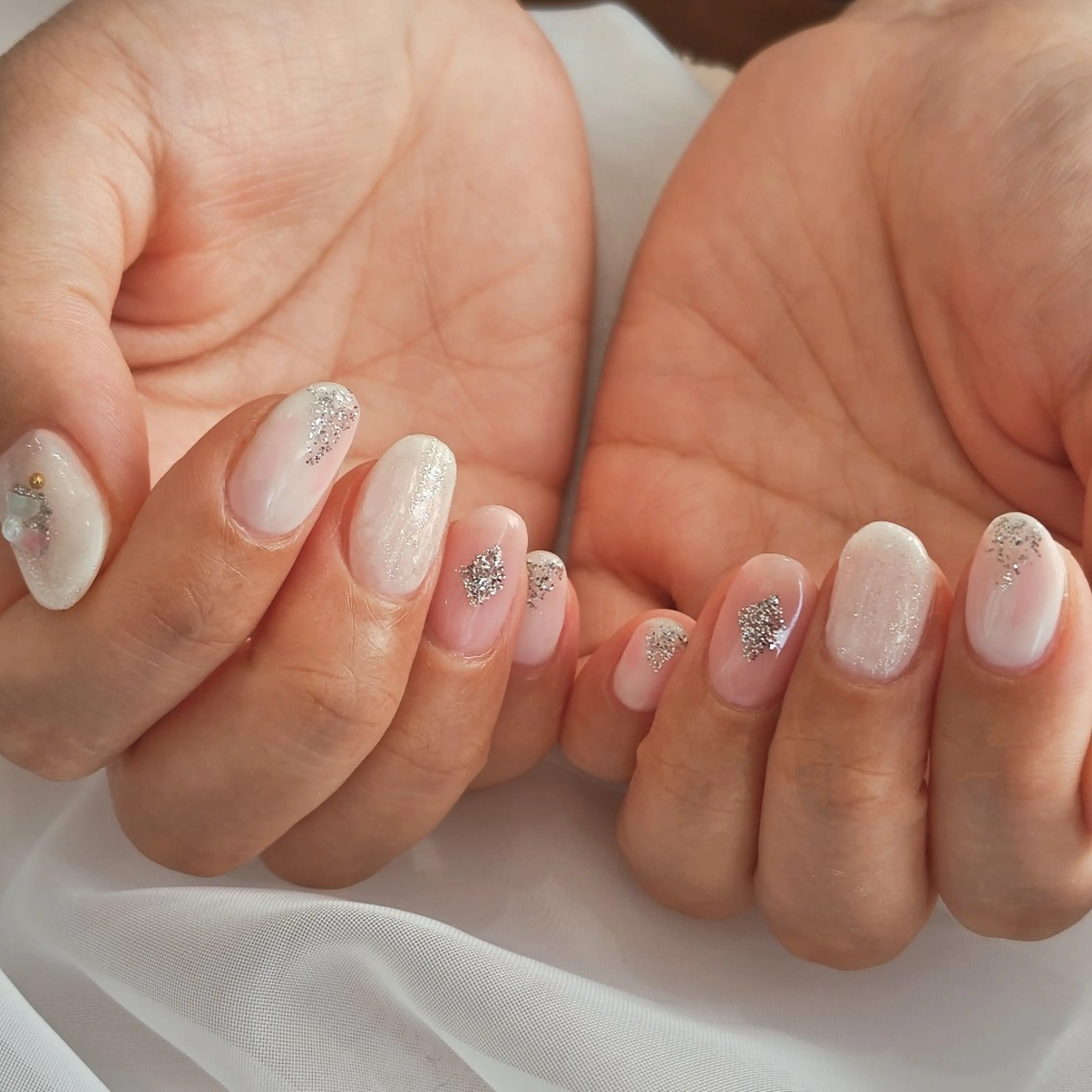 ネイル ニュアンスネイル 春ネイル ハンドネイル felicita fumi🩷のネイルデザイン
