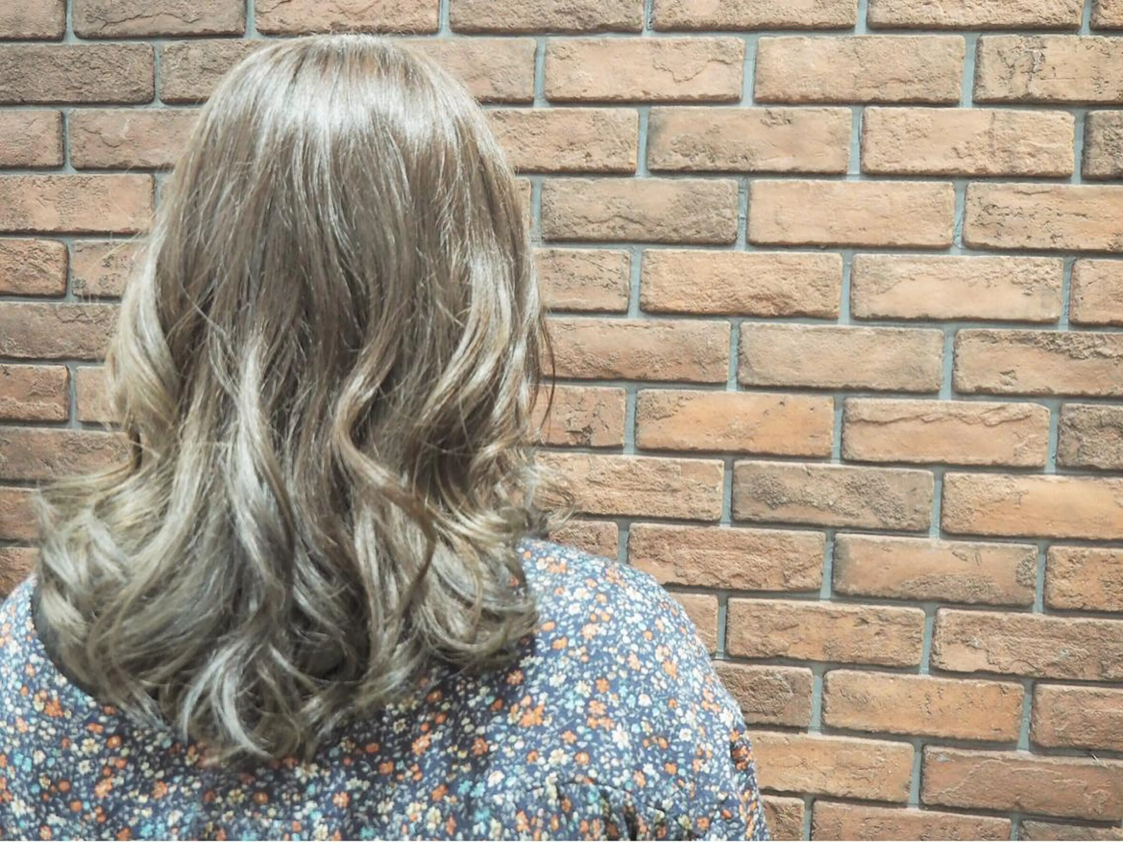 カラー ヘアカラー トリートメント 土屋 貴章のヘアスタイル