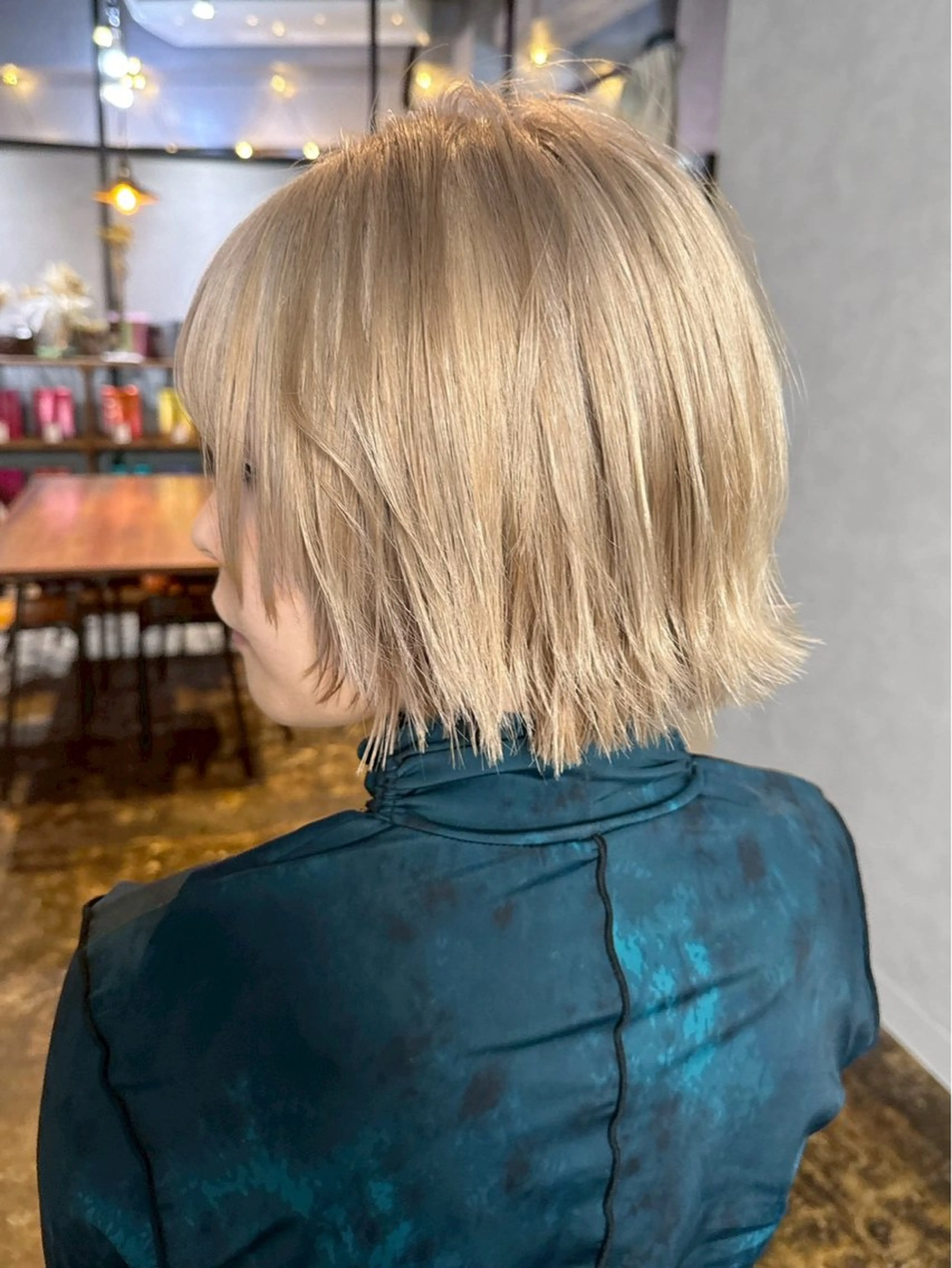 ショート カラー カット ヘアカラー トリートメント 透明感カラー/パーマ 🌀アオノのヘアスタイル