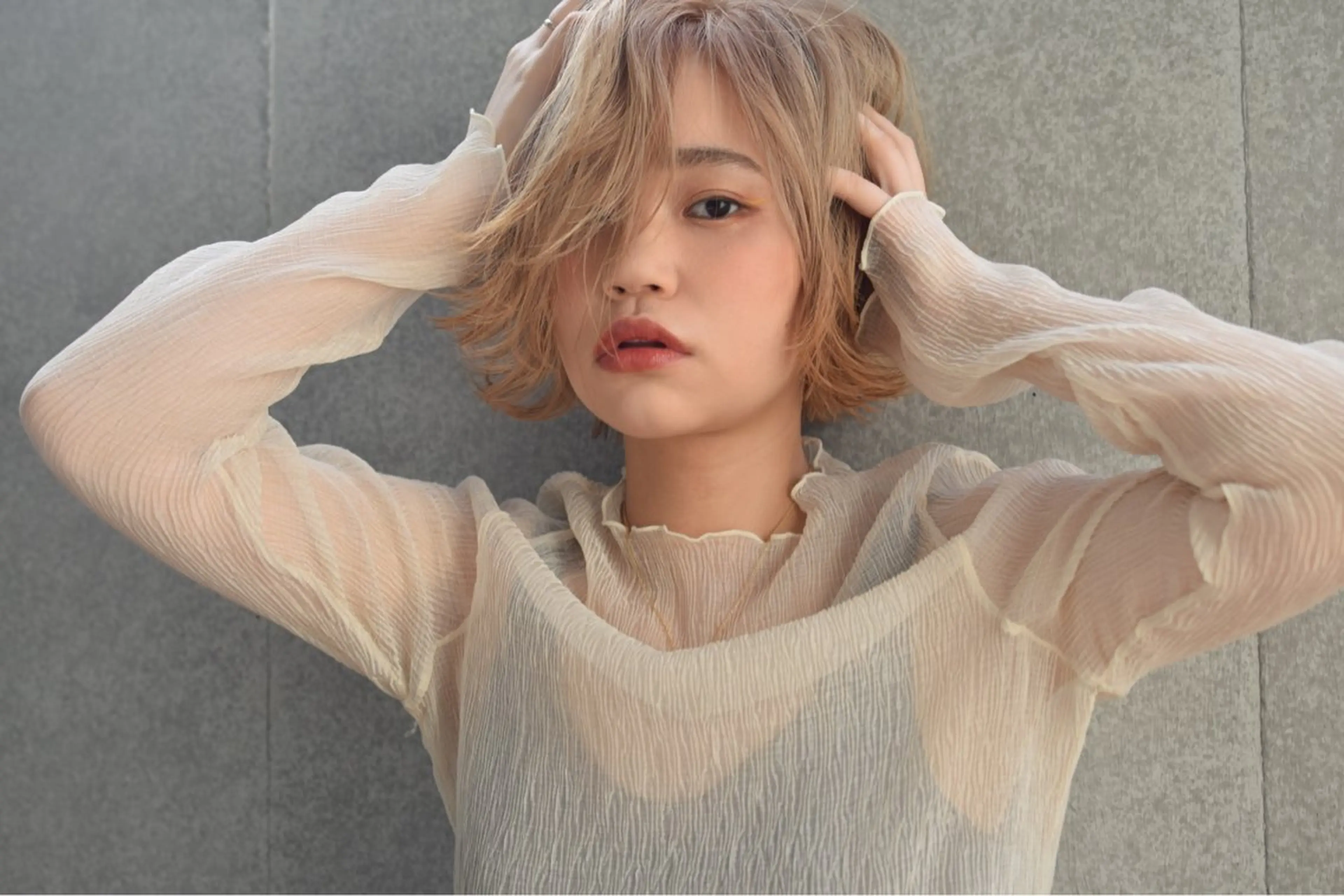 ミディアム カラー ブリーチ ケアブリーチ トリートメント クスノキ ヤスタカのヘアスタイル