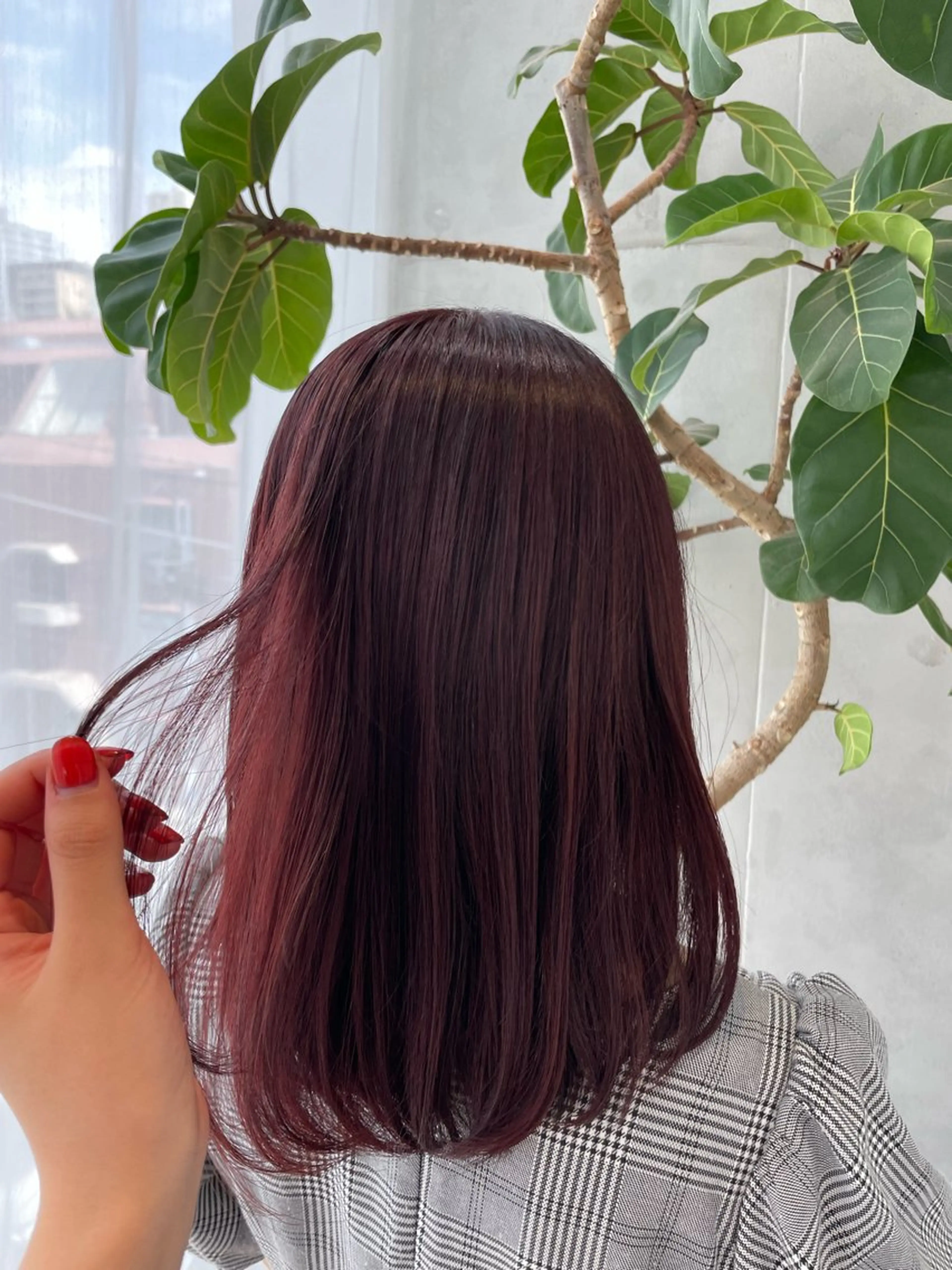 カラー レッドカラー 🐣Say.ree ひらいで ななみ🐣のヘアスタイル