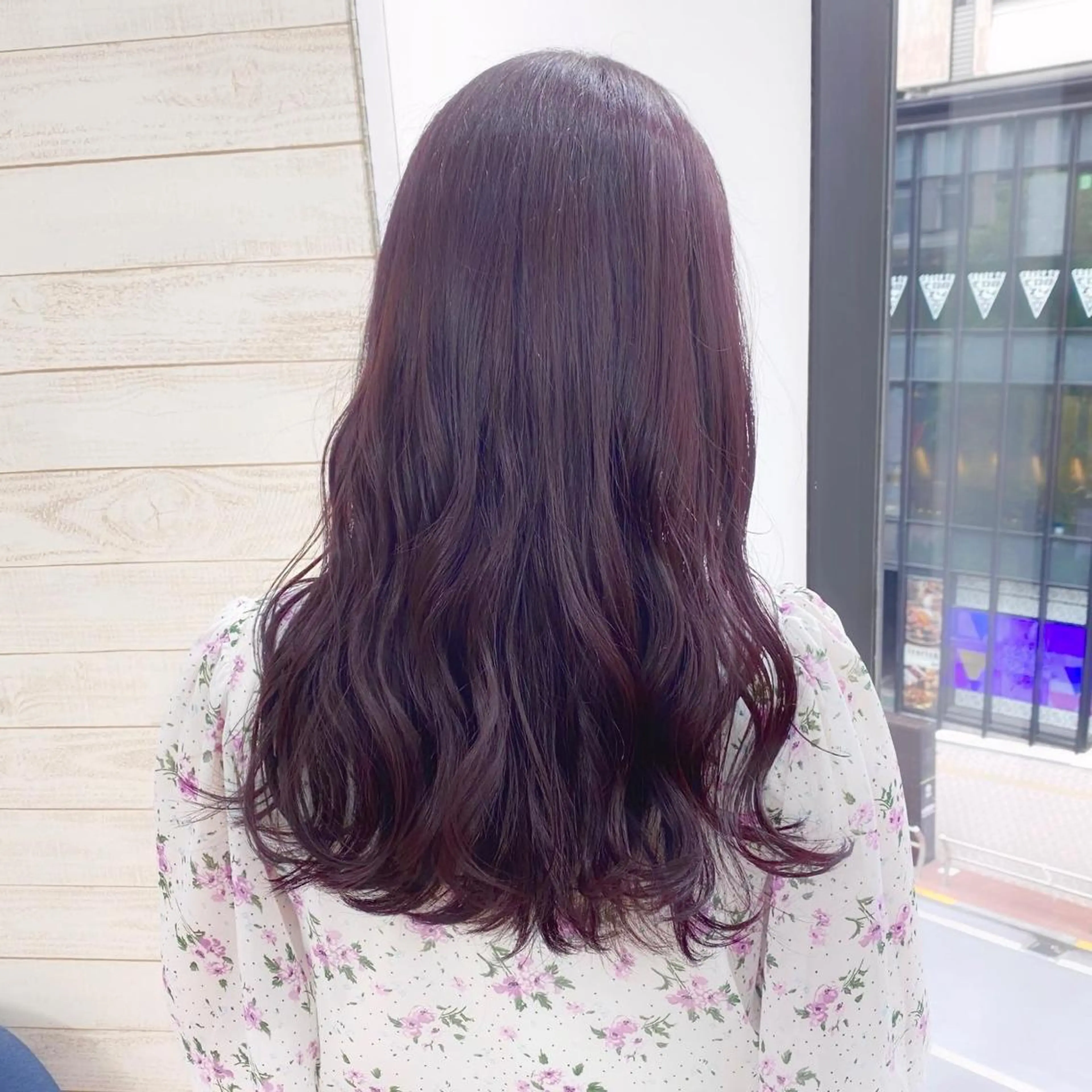 セミロング ショート/レイヤー カット/服部タカノリのヘアスタイル