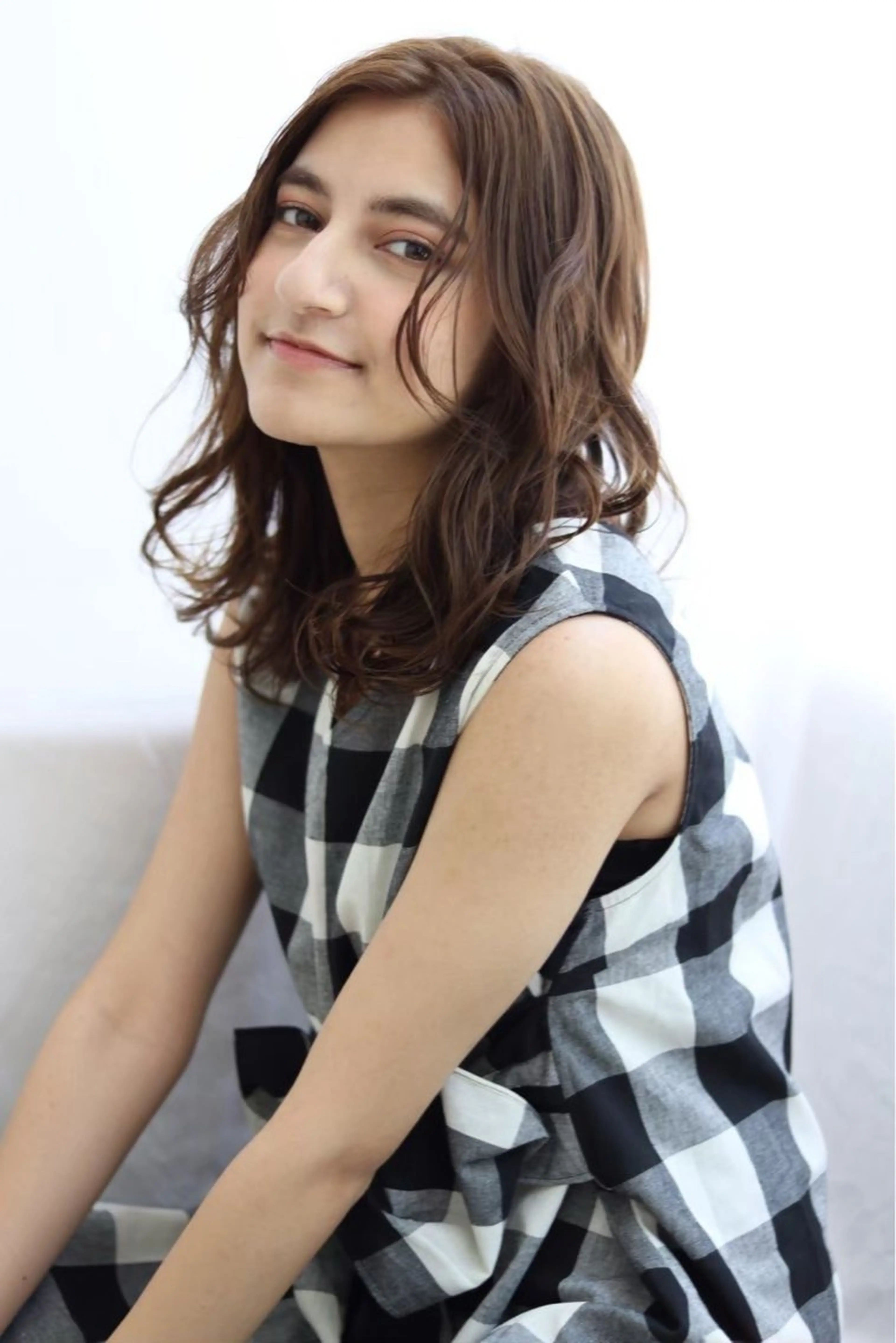 セミロング albero🧸 🌳鈴木遥菜のヘアスタイル