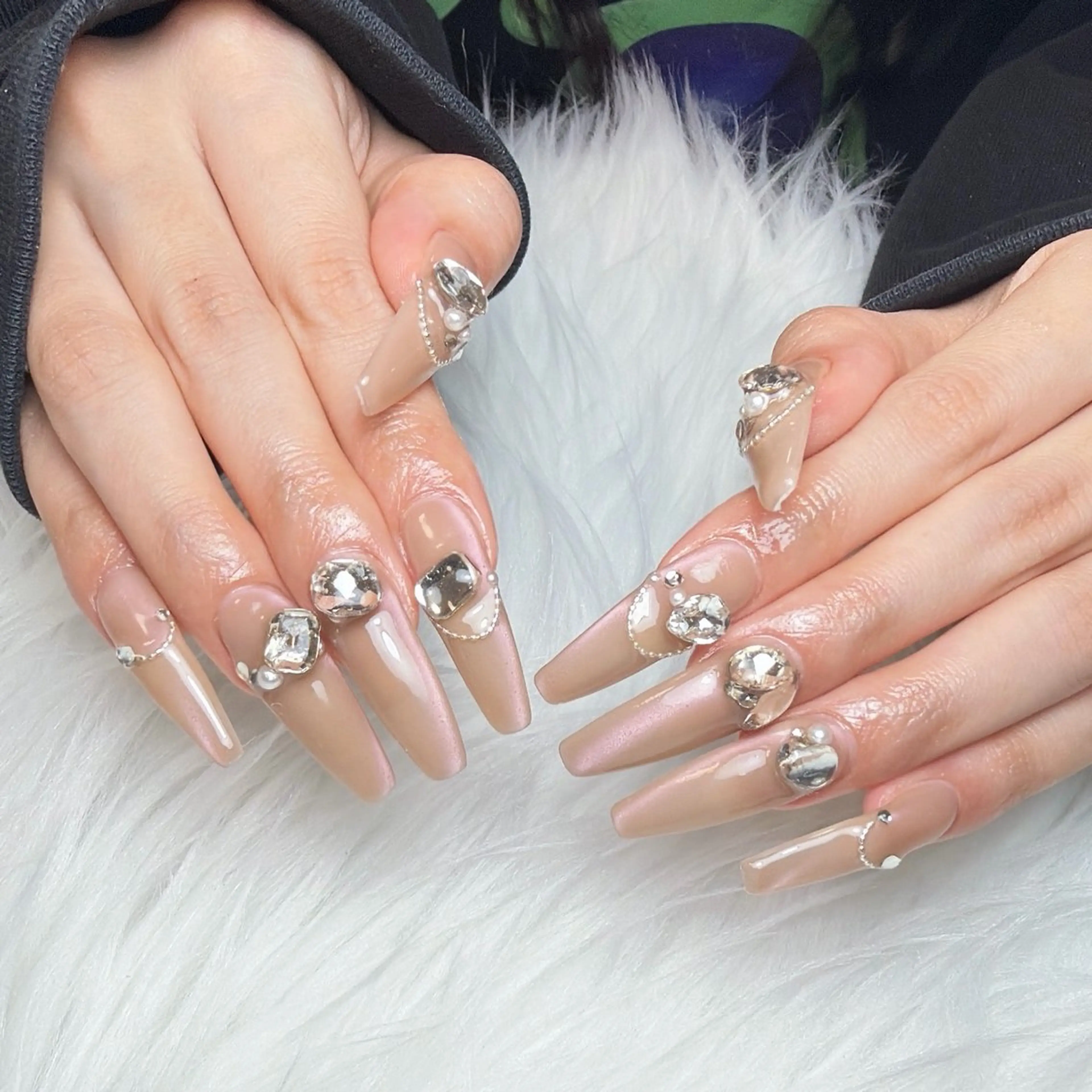 ネイル ハンドネイル lifra Hinaのネイルデザイン