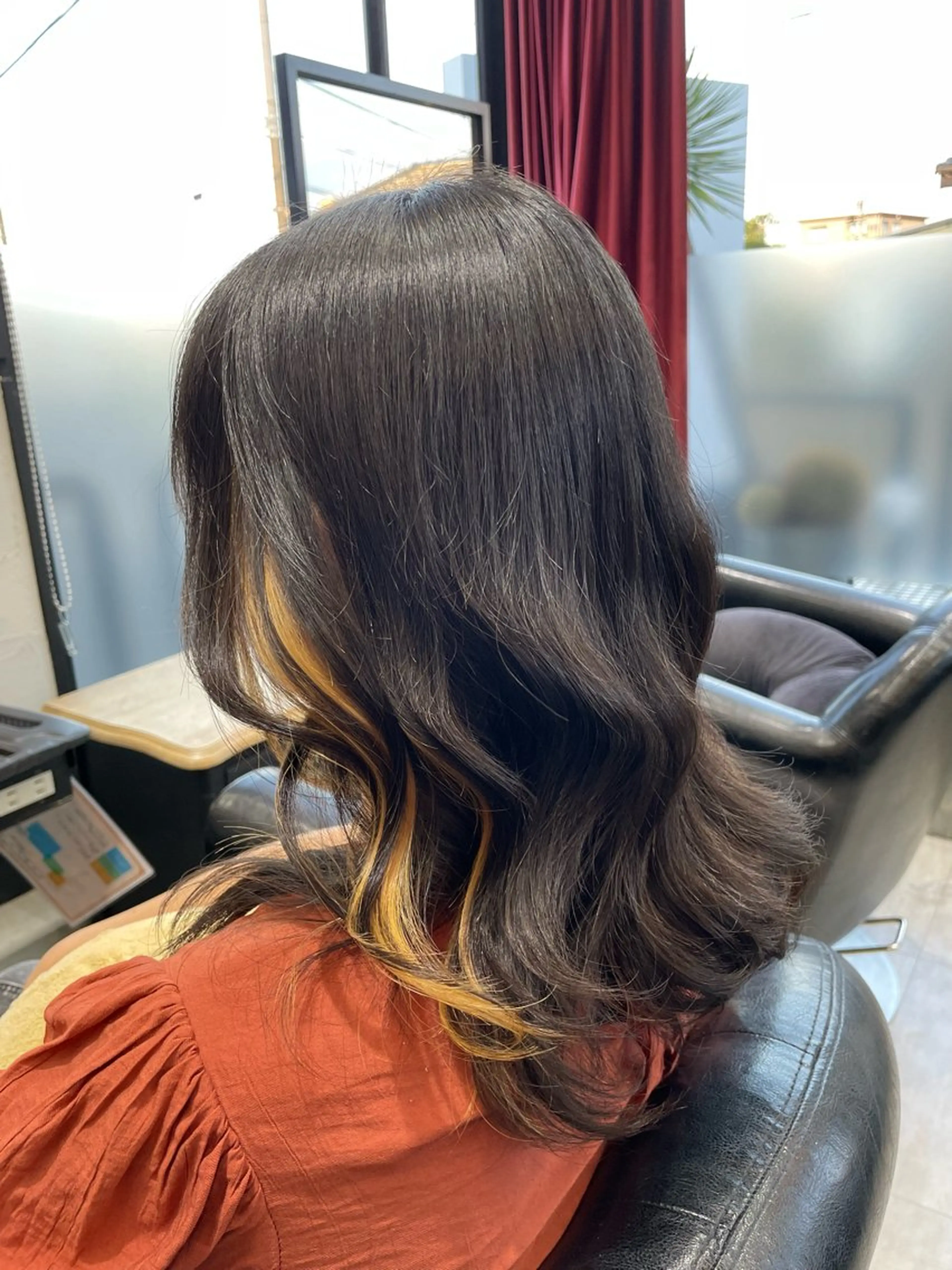 ミディアム カラー インナーカラー hair studio Peace所属・🎀豊橋/豊川🎀 ハイトーンうらら🎀のヘアスタイル