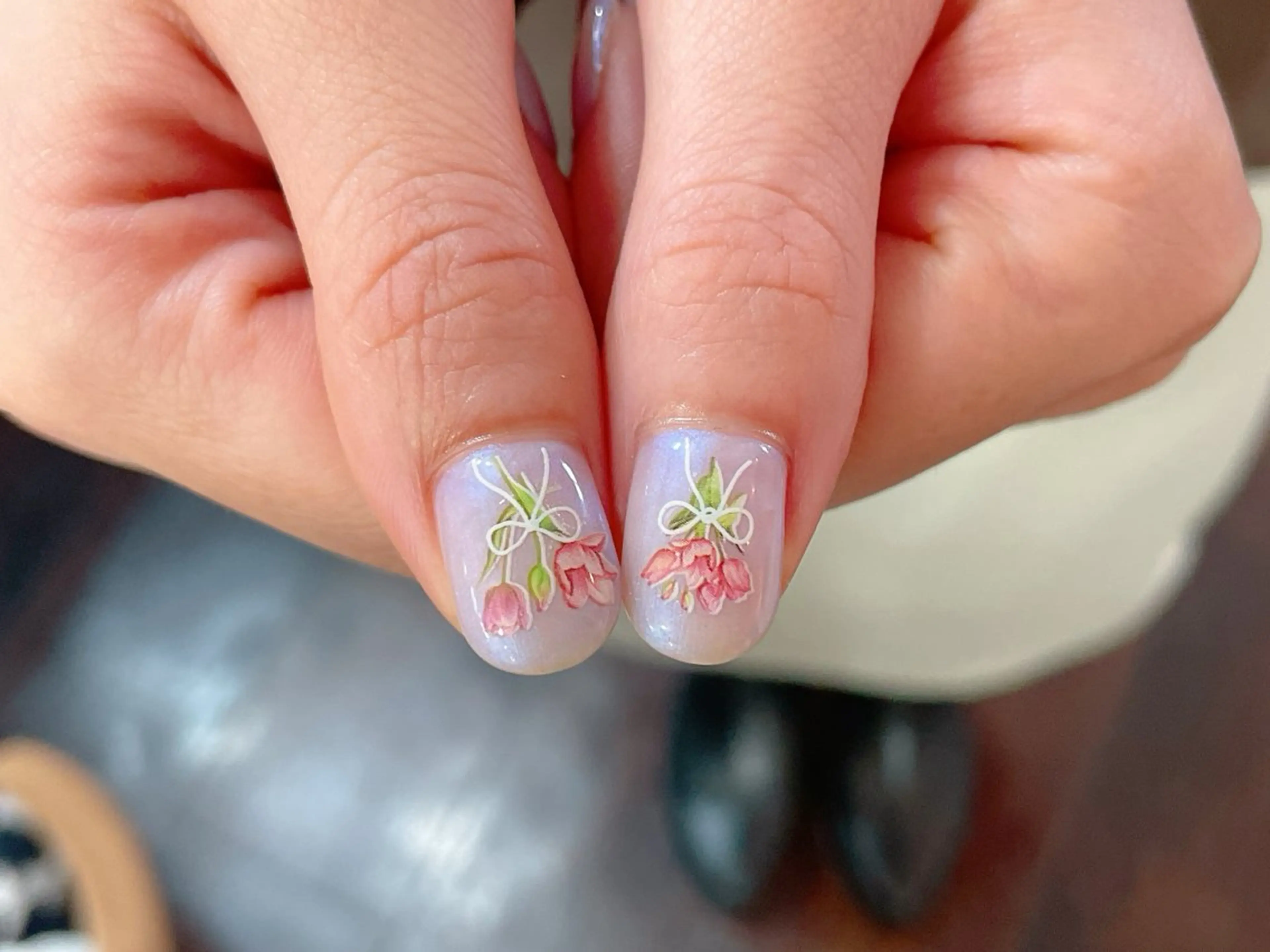 ネイル フラワーネイル ジェルネイル ニュアンスネイル パラジェル 春ネイル nailroom  OHANA所属・nailroom OHANA🌴のネイルデザイン