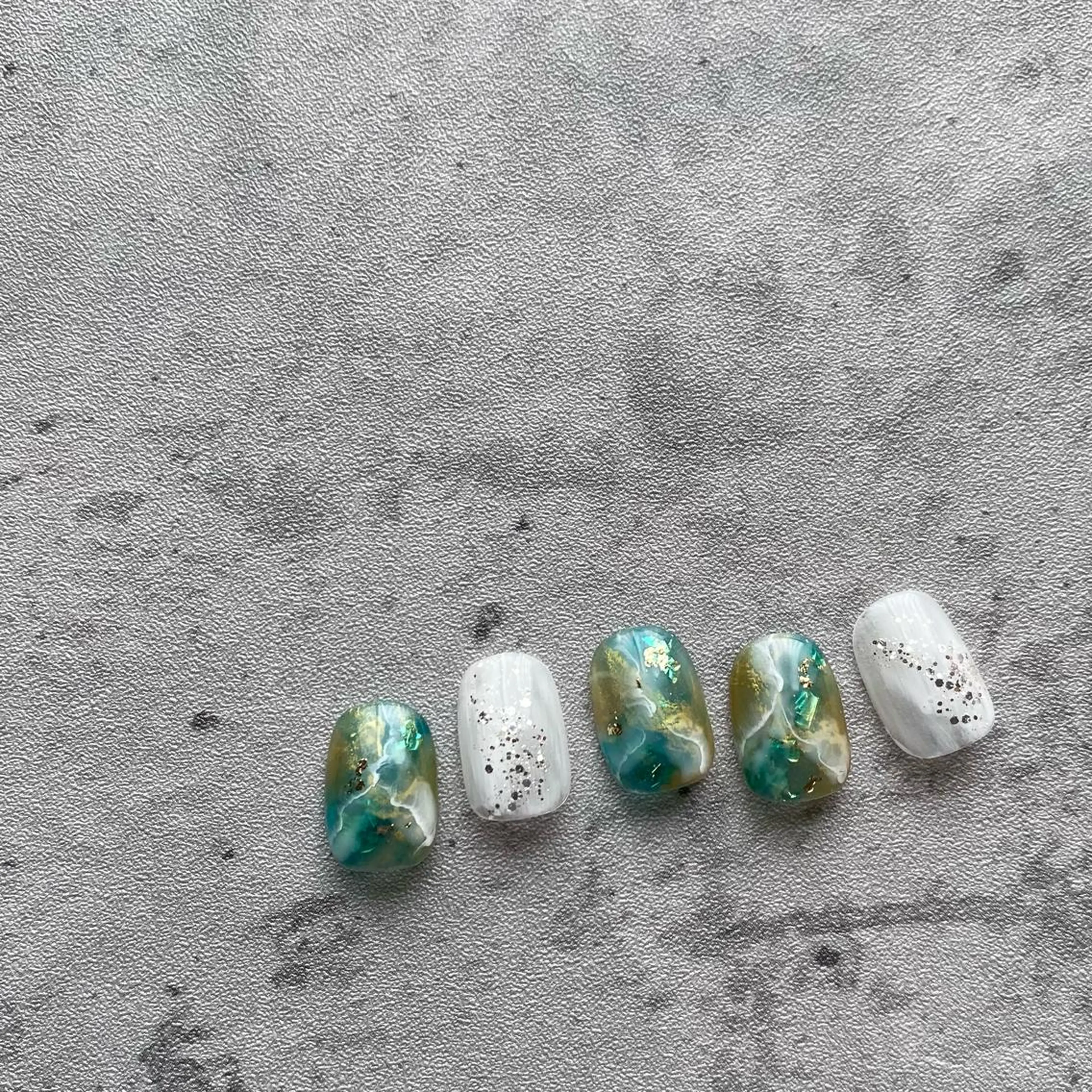 ネイル イハナ ihanaのネイルデザイン