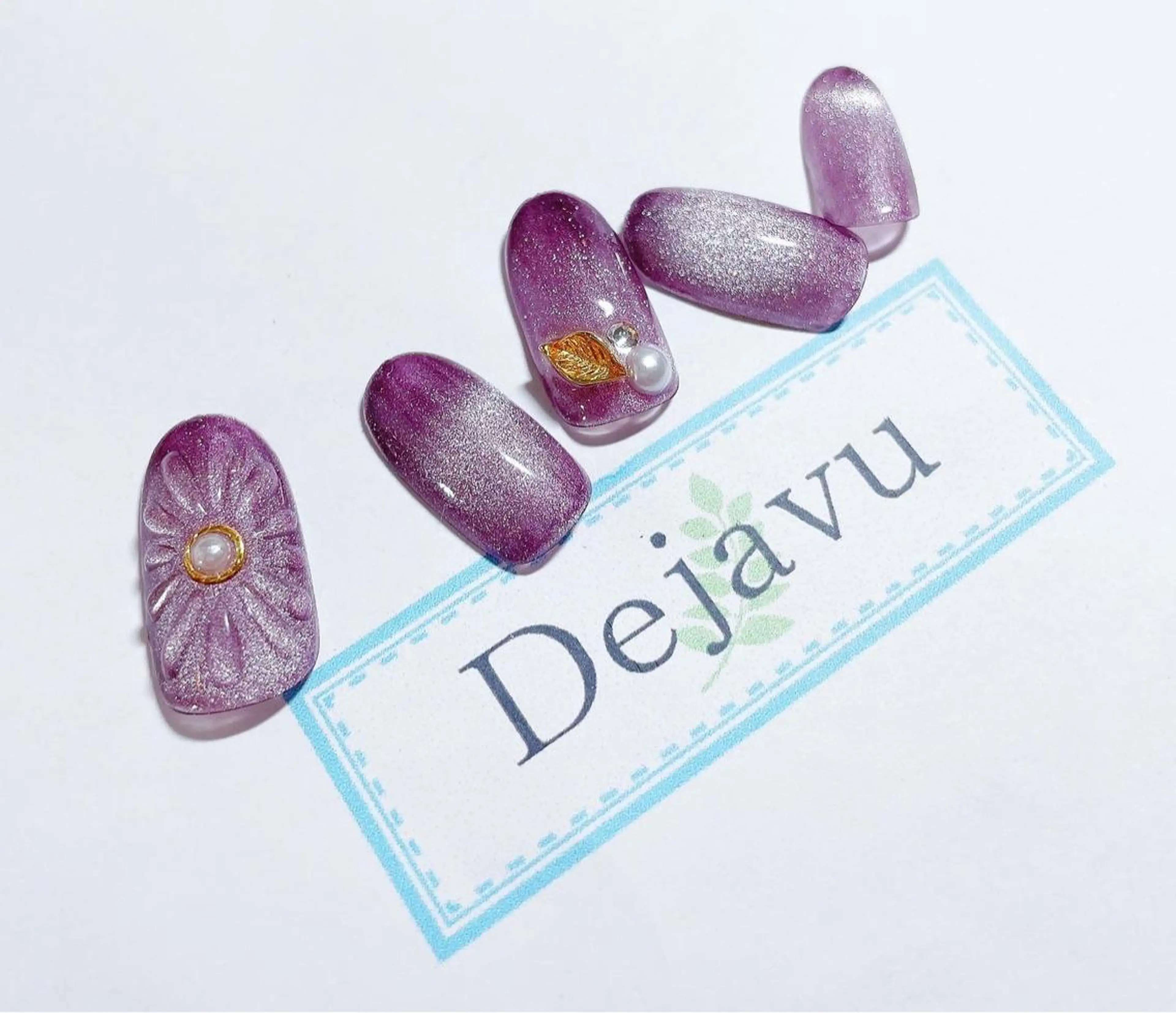 ネイル アートネイル ジェルネイル マグネットネイル ミラーネイル ニュアンスネイル ハンドネイル Nail salon Dejavu 🌿のネイルデザイン