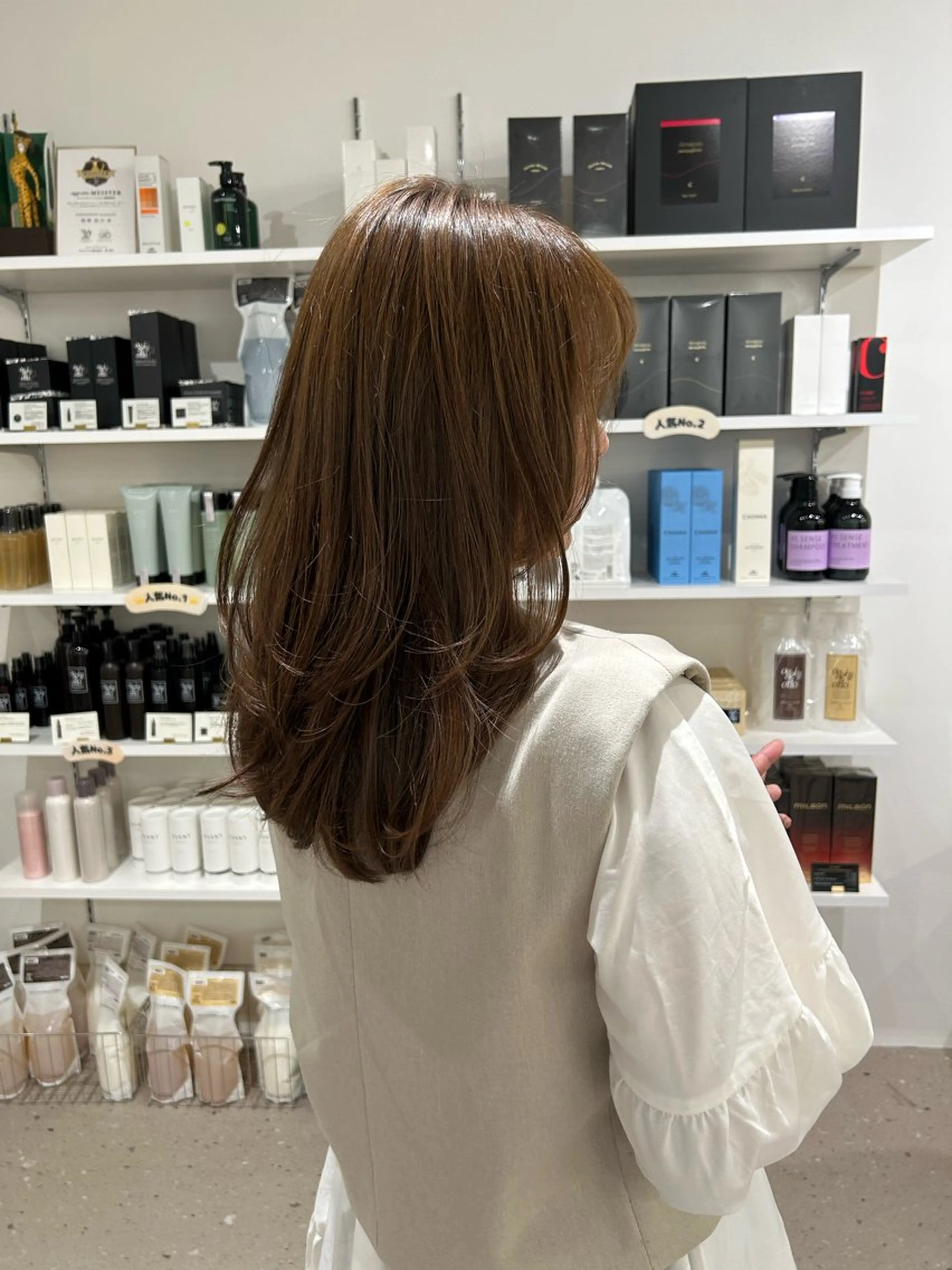 ロング ヘアカラー 小西 瑞穂のヘアスタイル