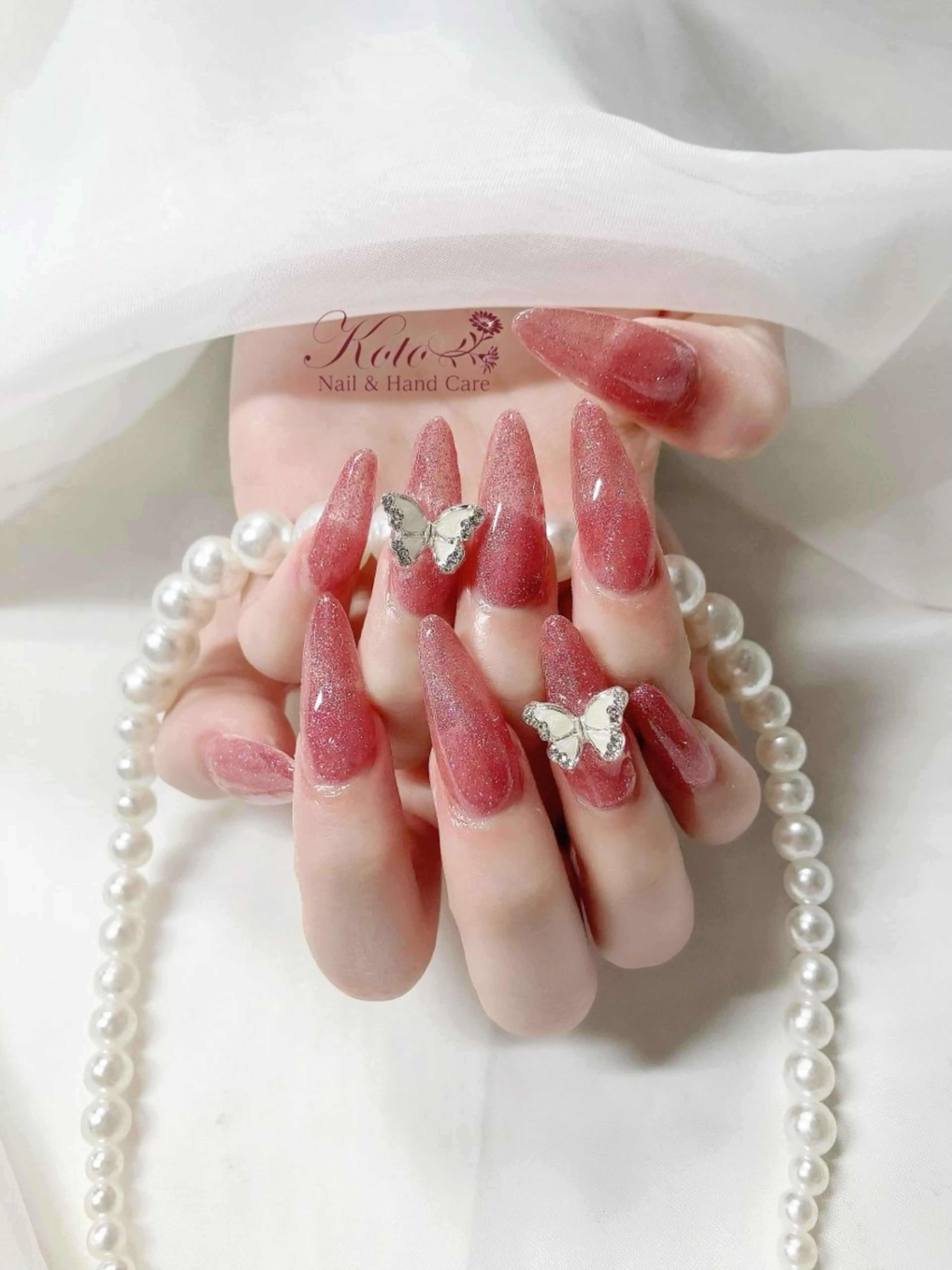 ネイル 長さ出し ジェルネイル 持ち込み ニュアンスネイル 赤色 ハンドネイル Nail Salon KOTOのネイルデザイン