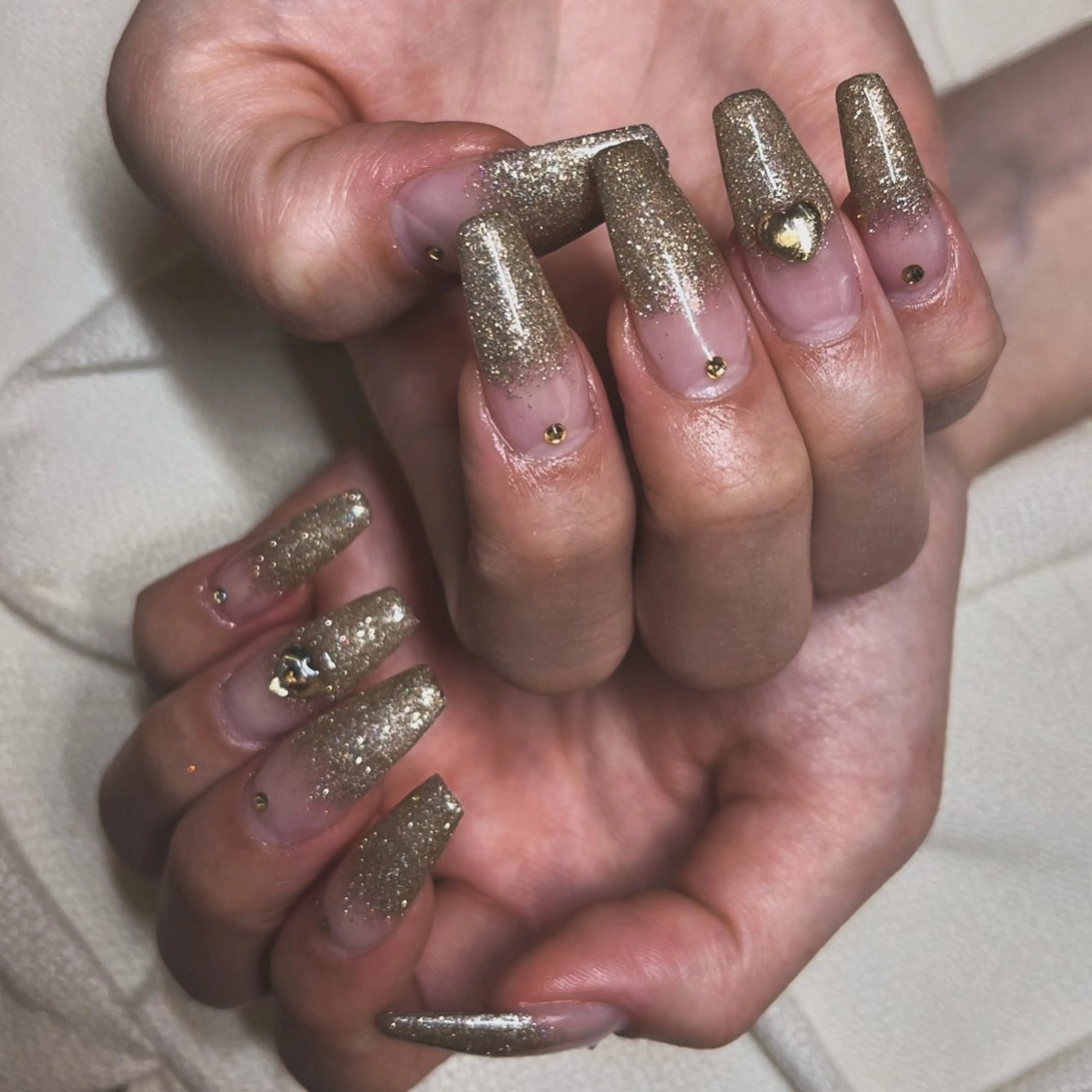 ネイル nail.salon .Reversalのネイルデザイン