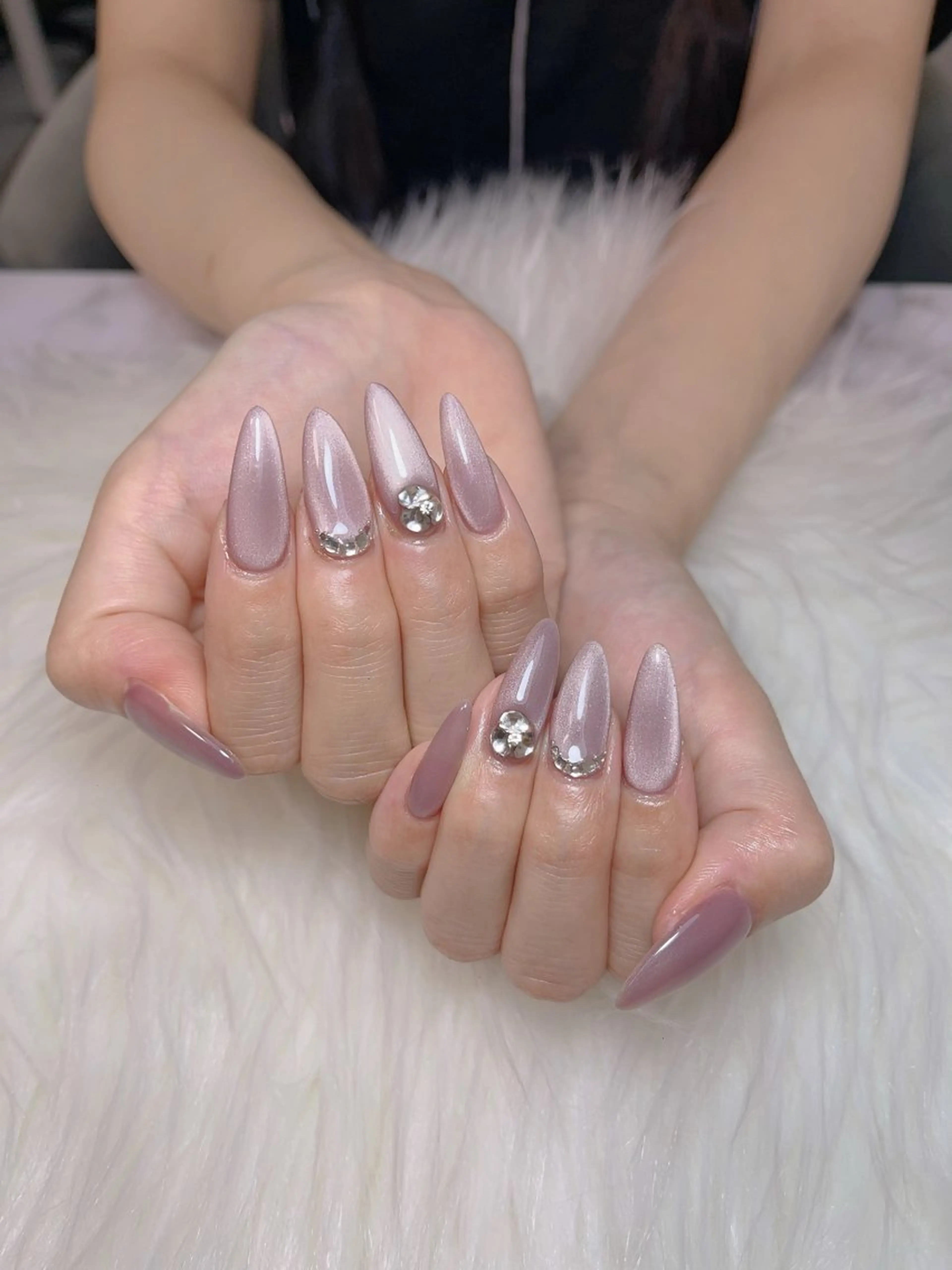 ネイル マグネットネイル 西野 カナのネイルデザイン