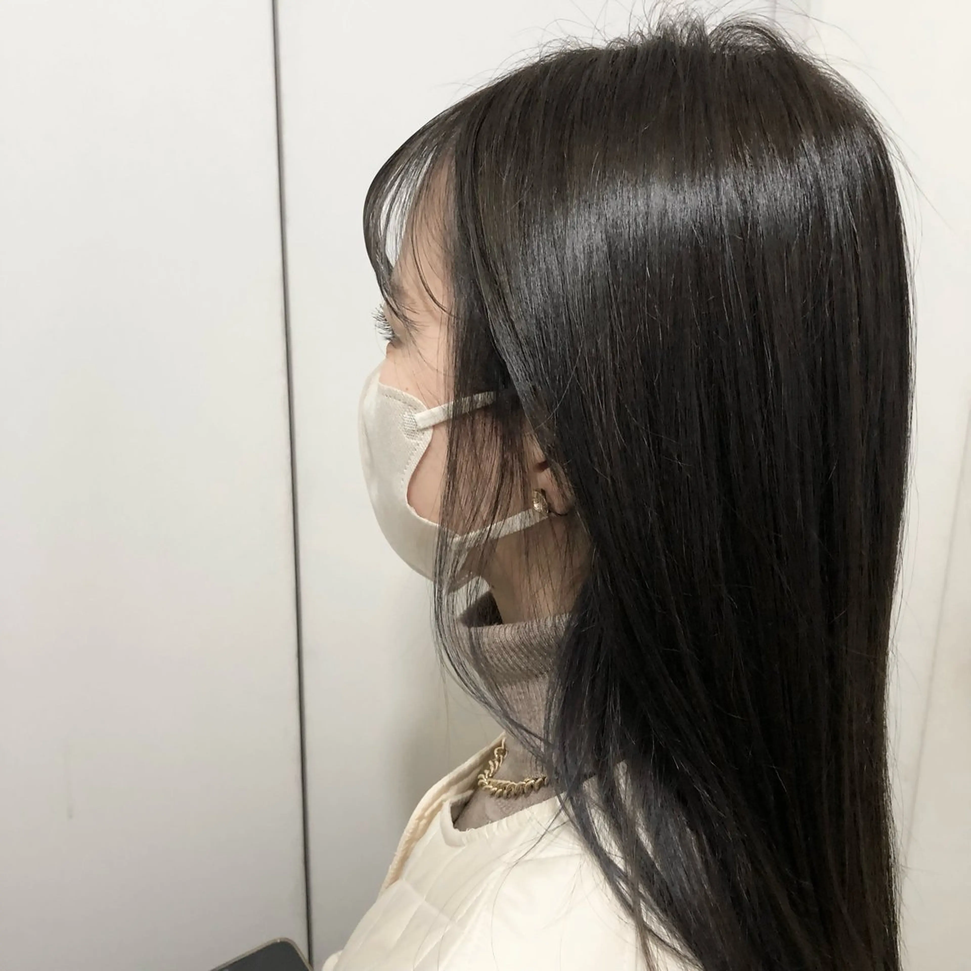 ロング カット ヘアカラー トリートメント 高津 千慧のヘアスタイル